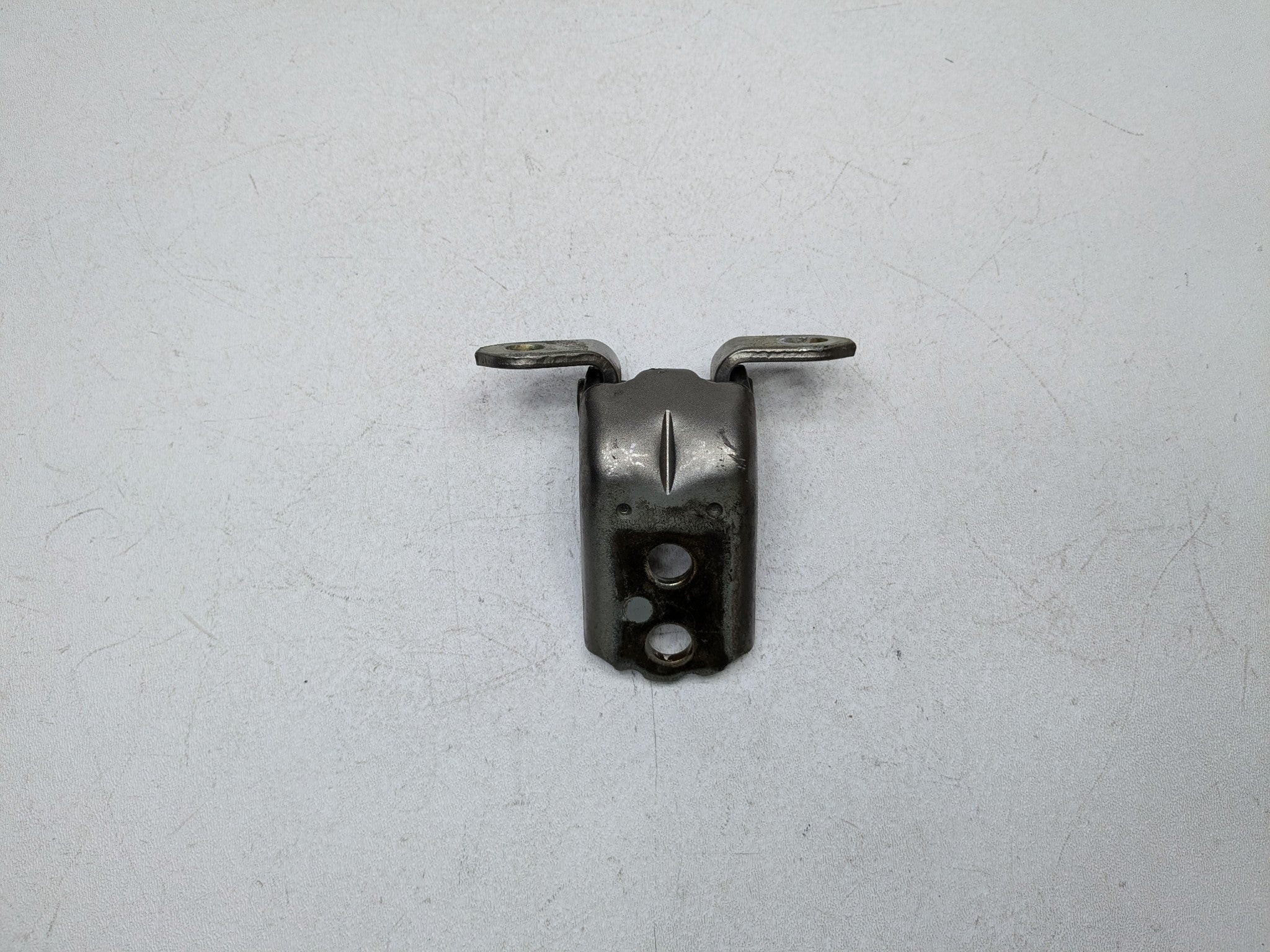 2004 - 2006 OEM NISSAN MAXIMA REAR LEFT DRIVER SIDE DOOR HINGE LATCHES