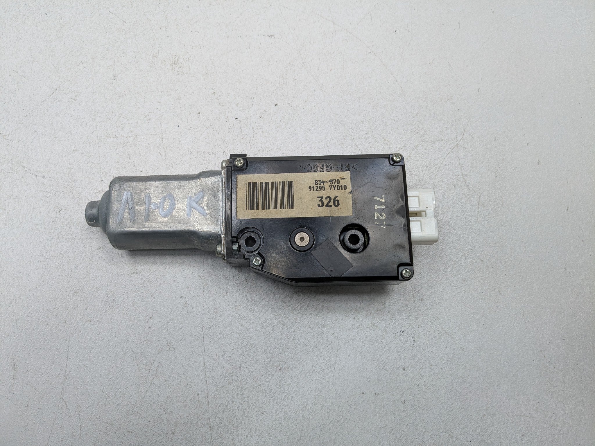 2004 - 2006 OEM NISSAN MAXIMA SUN ROOF GLASS POWER WINDOW MOTOR ASSEMBLY