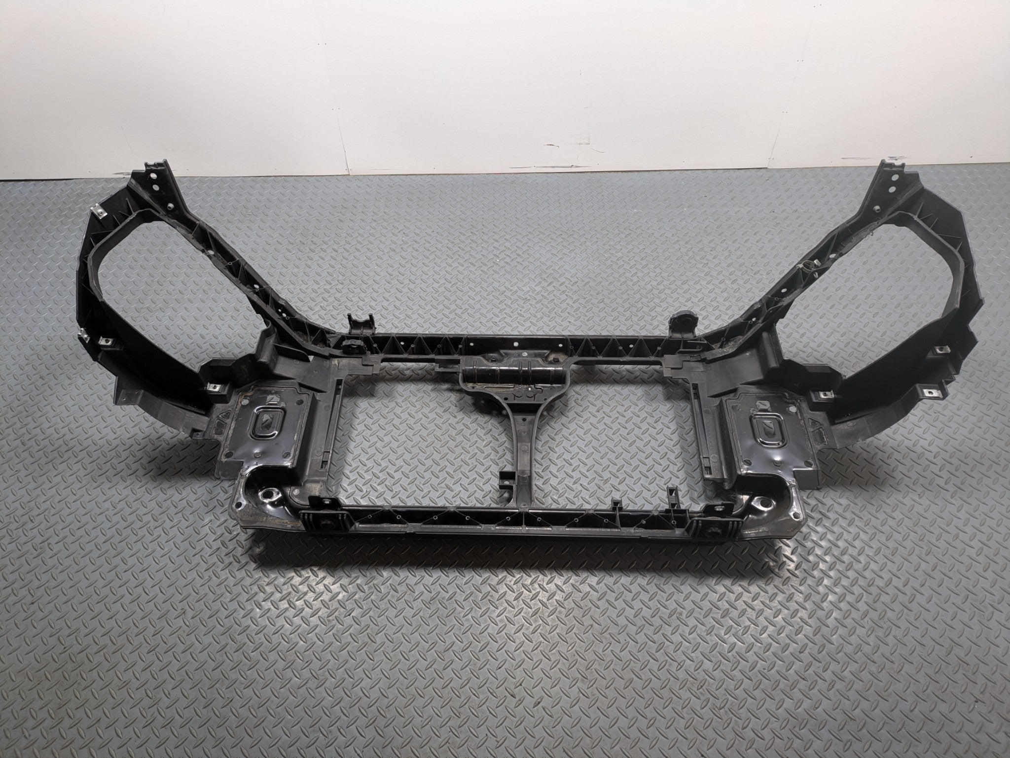 2004 - 2006 OEM NISSAN MAXIMA RADIATOR SUPPORT CORE PANEL ASSEMBLY