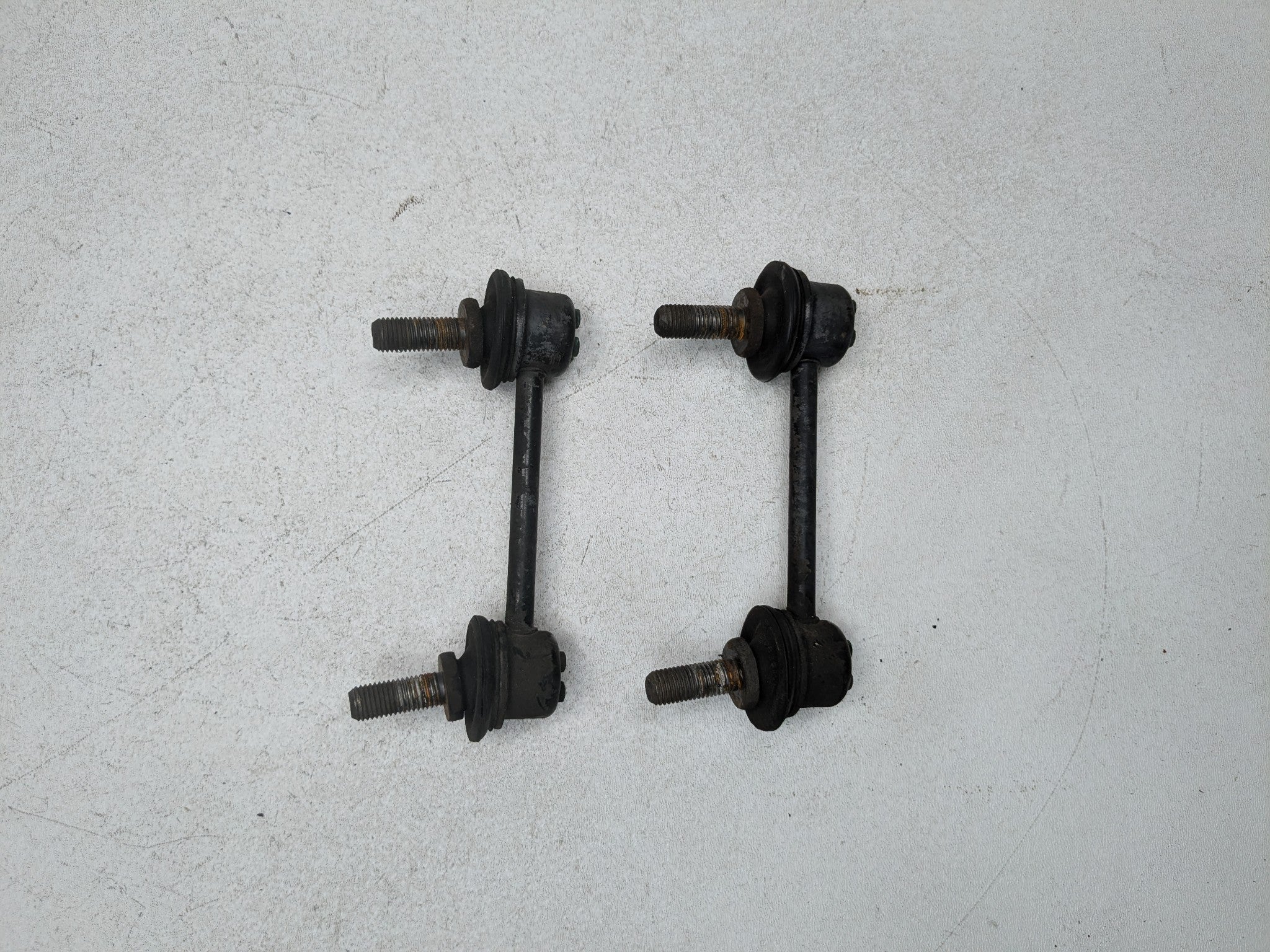 2004 - 2006 OEM NISSAN MAXIMA REAR LEFT AND RIGHT SIDE STABILIZER SWAY BAR LINK
