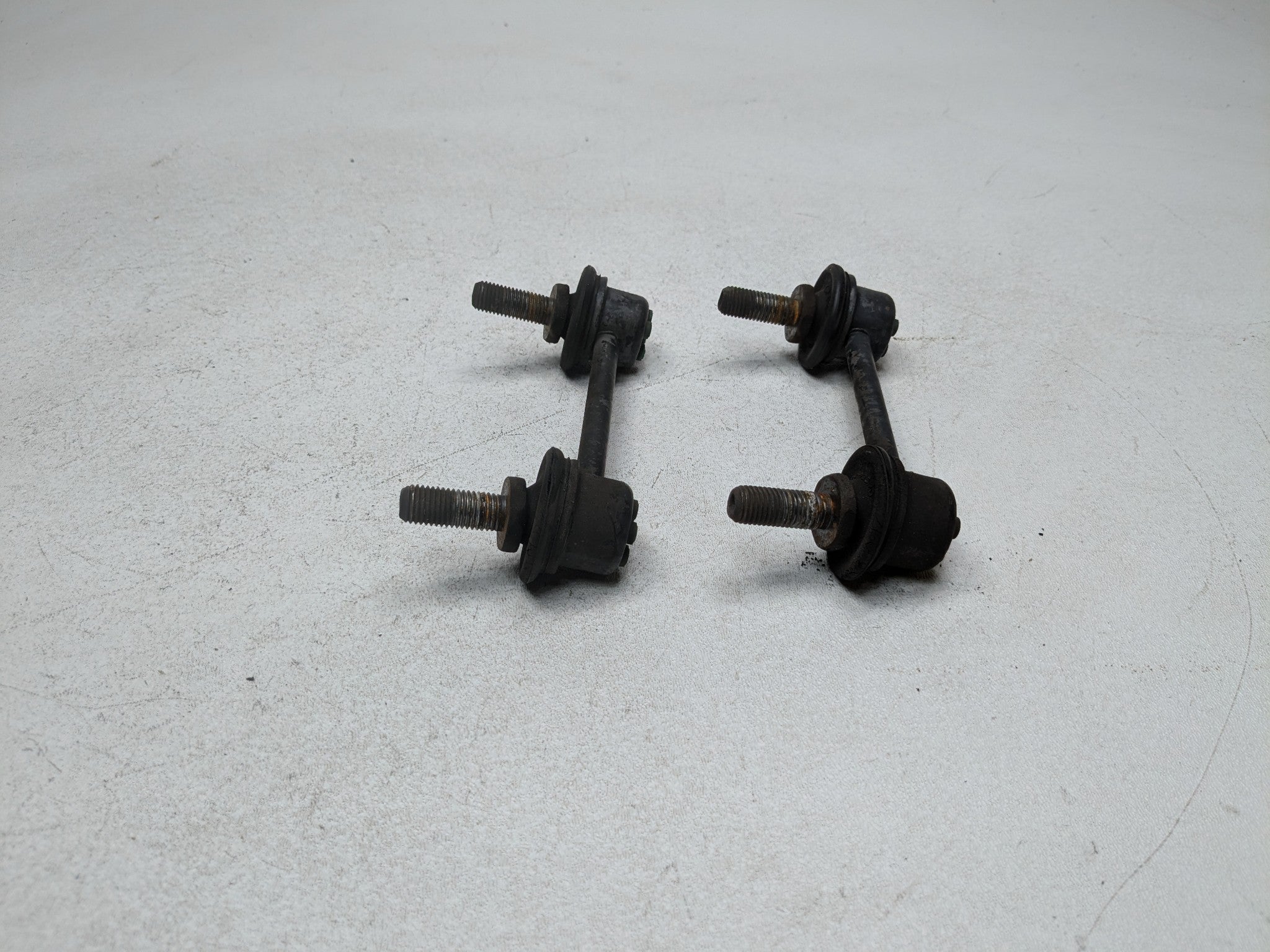 2004 - 2006 OEM NISSAN MAXIMA REAR LEFT AND RIGHT SIDE STABILIZER SWAY BAR LINK