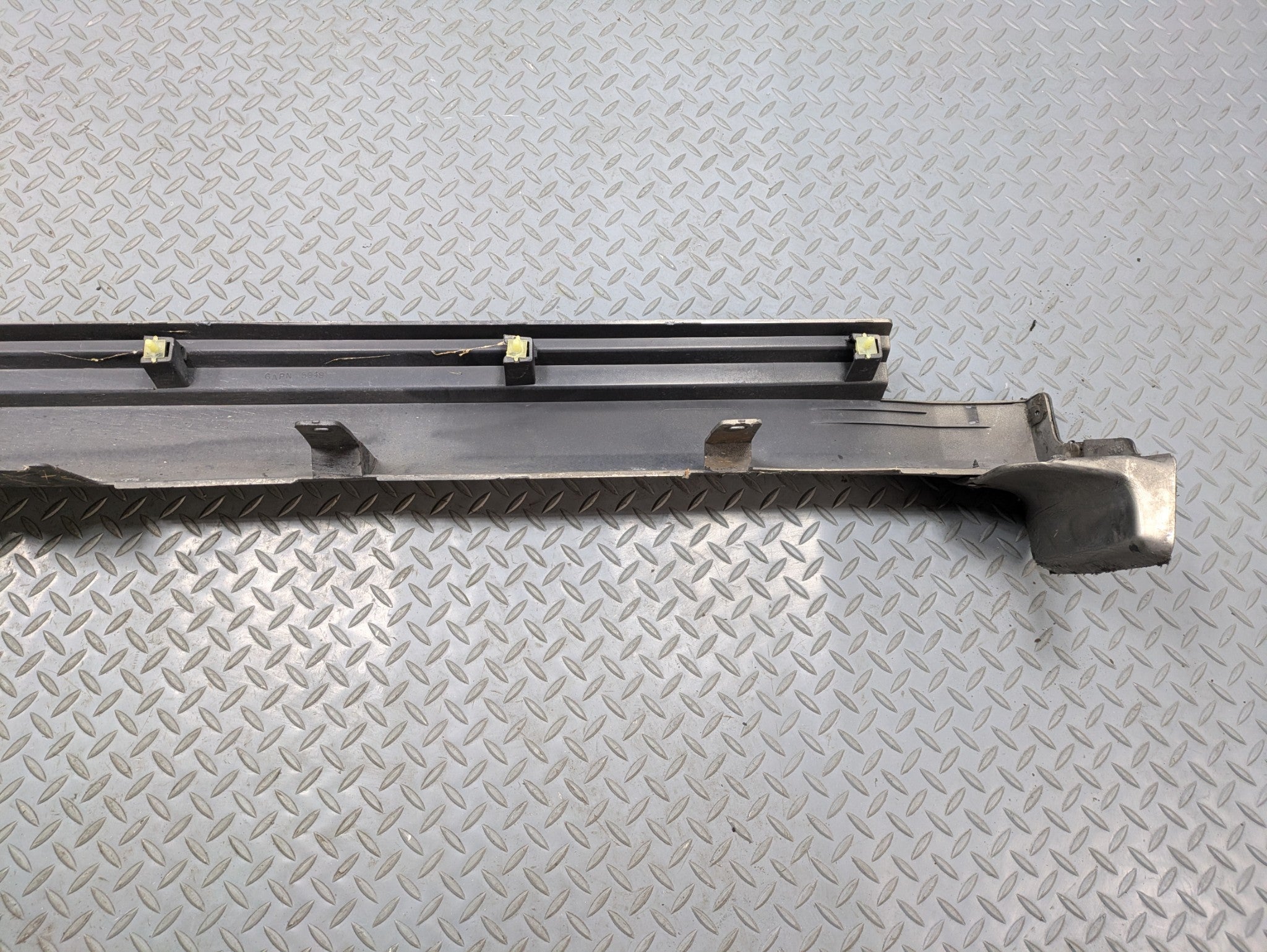 2004 - 2006 OEM NISSAN MAXIMA LEFT DRIVER SIDE ROCKER MOLDING TRIM PANEL