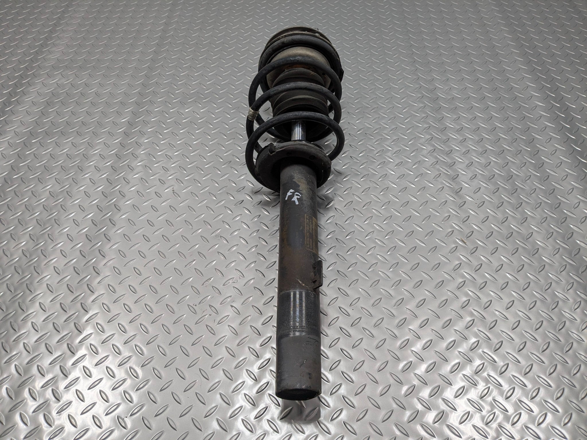 06 - 08 OEM BMW 328I FRONT RIGHT PASSENGER SIDE SHOCK STRUT ABSORBER ASSEMBLY