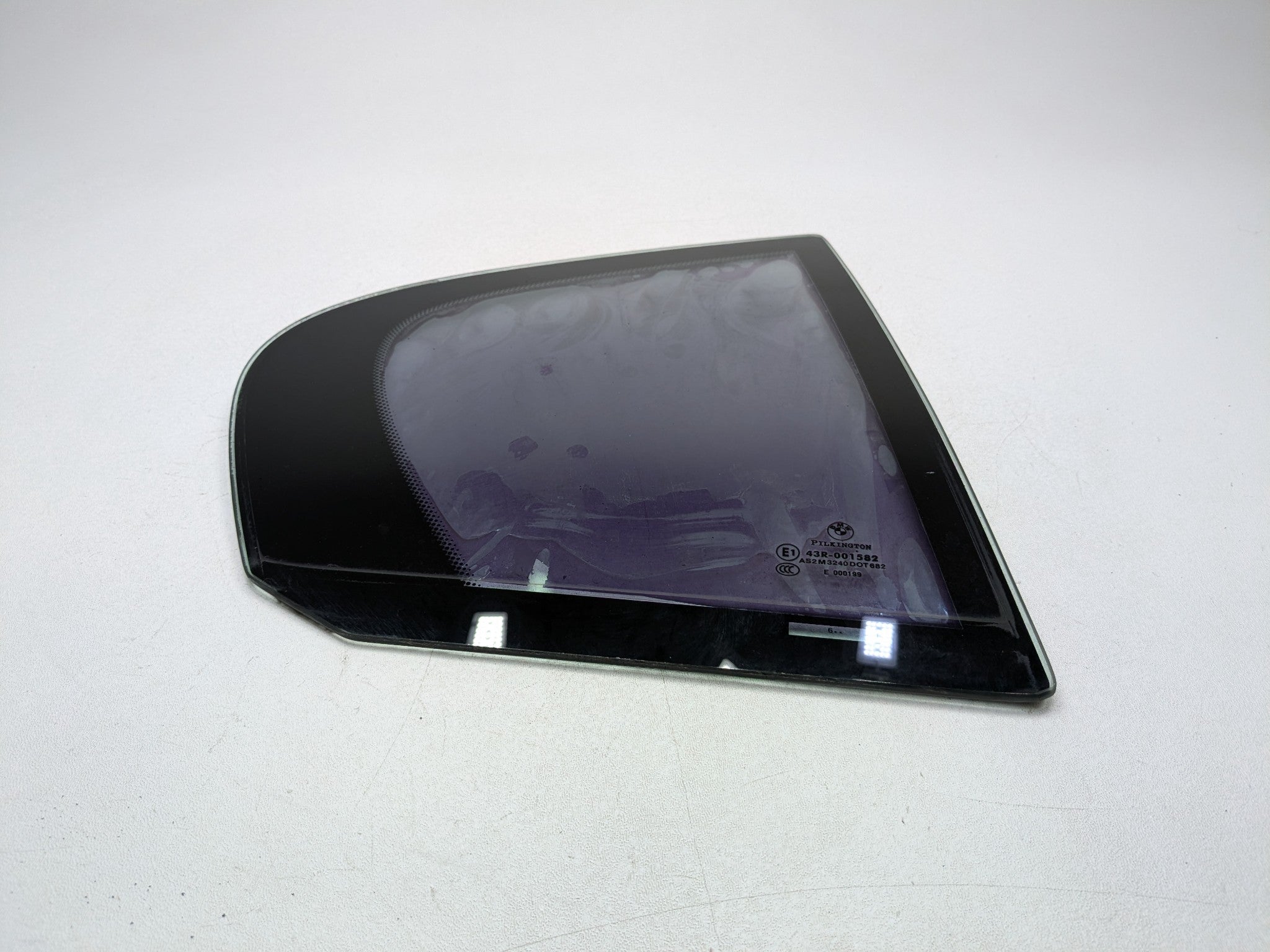 06 - 08 OEM BMW 328I REAR RIGHT SIDE DOOR WINDOW VENT GLASS WITH PRIVACY TINT