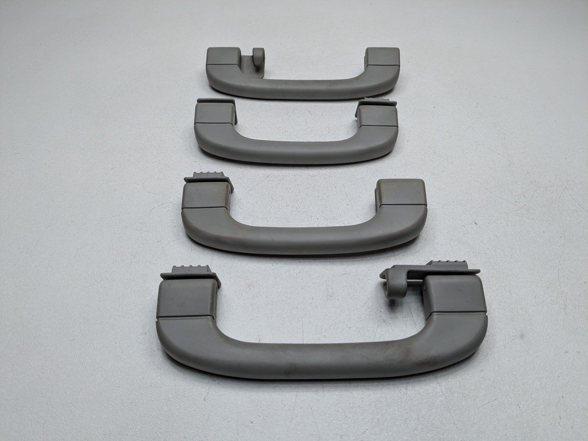 06 - 08 OEM BMW 328I FRONT AND REAR INTERIOR UPPER ROOF OVERHEAD GRAB BAR HANDLE