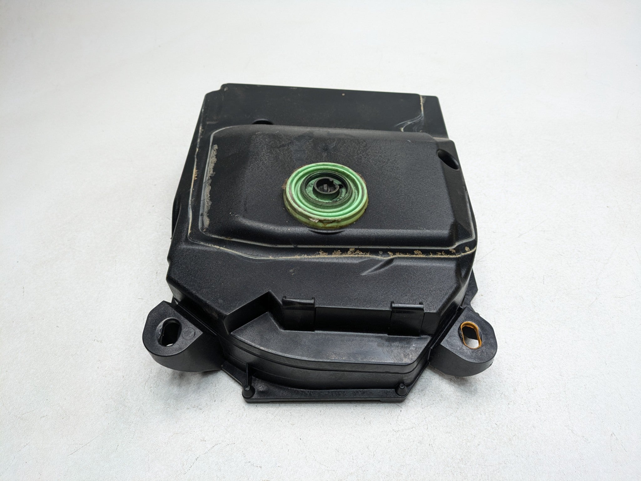 2006 - 2008 OEM BMW 328I AUDIO SOUND SPEAKER SUBWOOFER BASS BOX