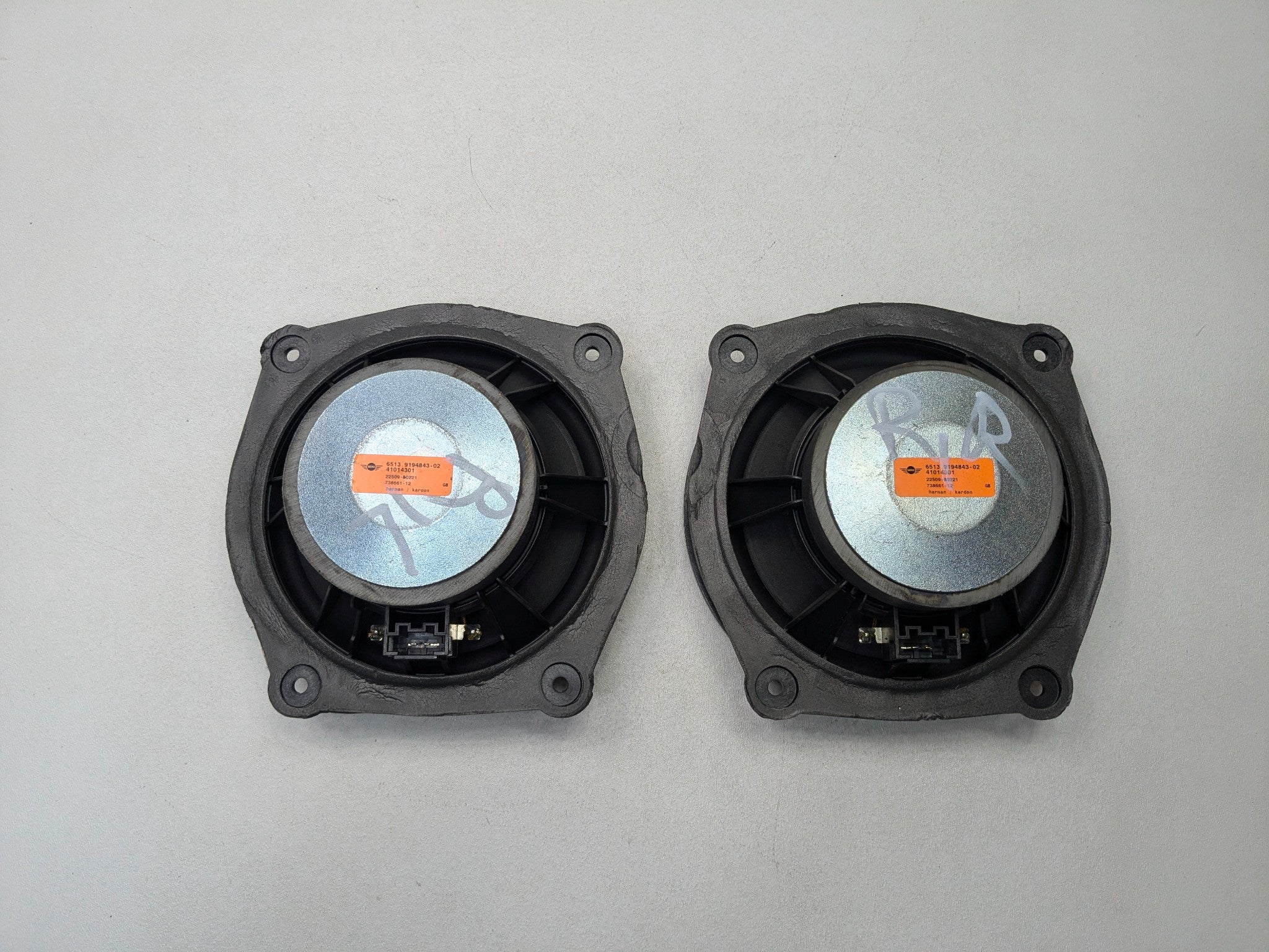 09 - 10 OEM MINI COOPER CONVERTIBLE INTERIOR AUDIO SOUND SYSTEM SPEAKER SET OF 7