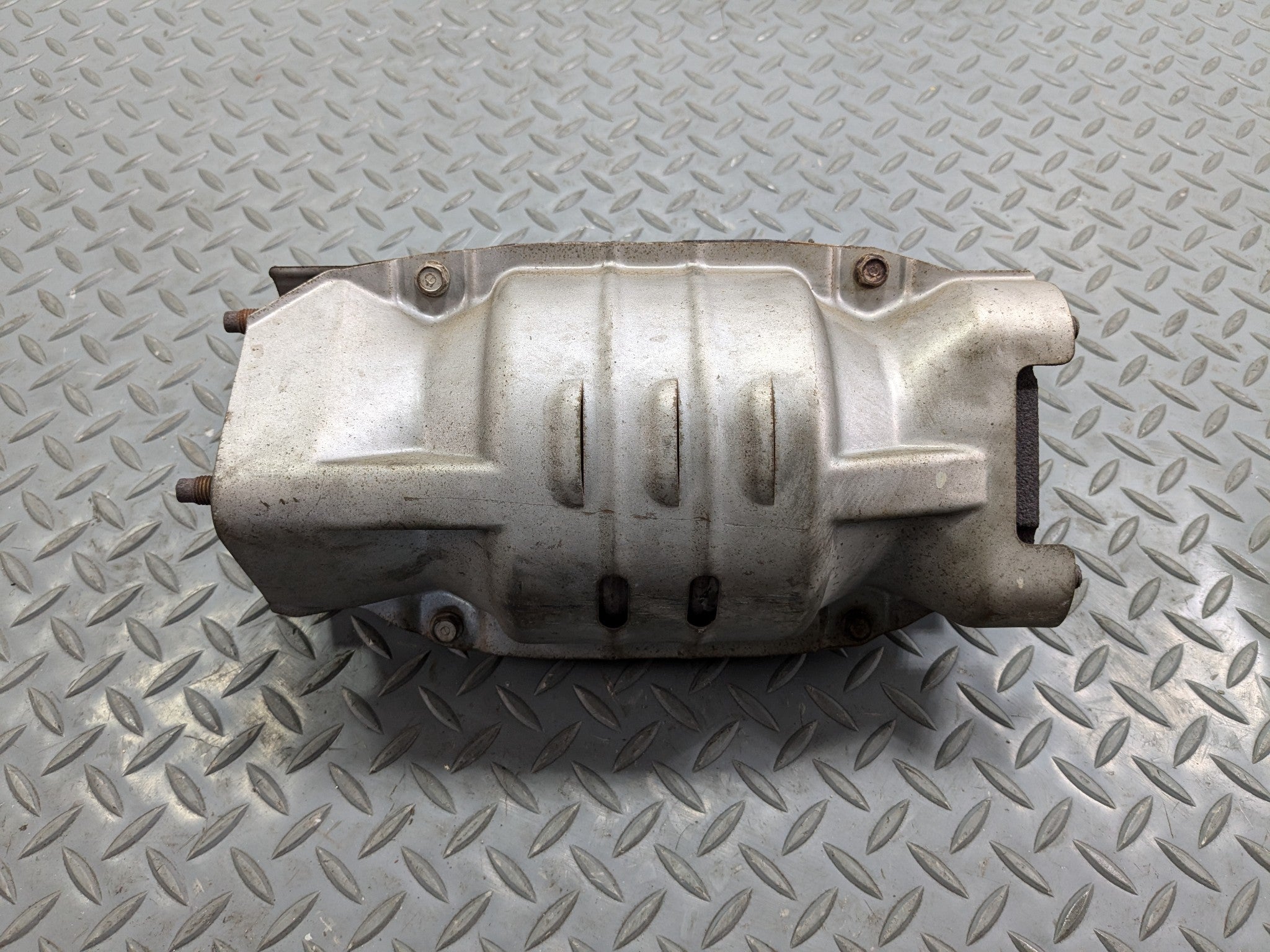 2004 - 2006 OEM ACURA TL CENTER EXHAUST MANIFOLD DOWNPIPE WITH HEAT SHIELD