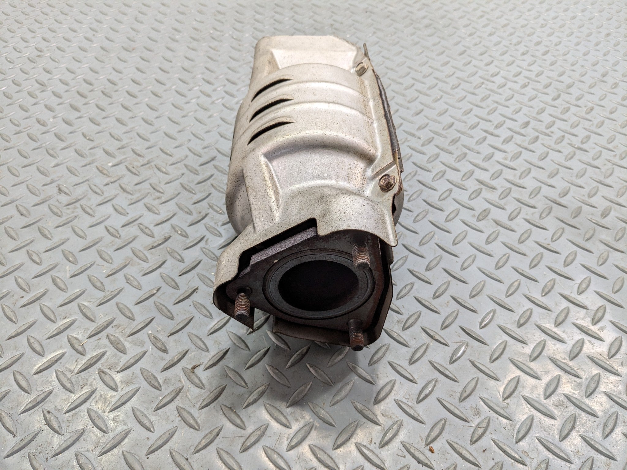2004 - 2006 OEM ACURA TL CENTER EXHAUST MANIFOLD DOWNPIPE WITH HEAT SHIELD