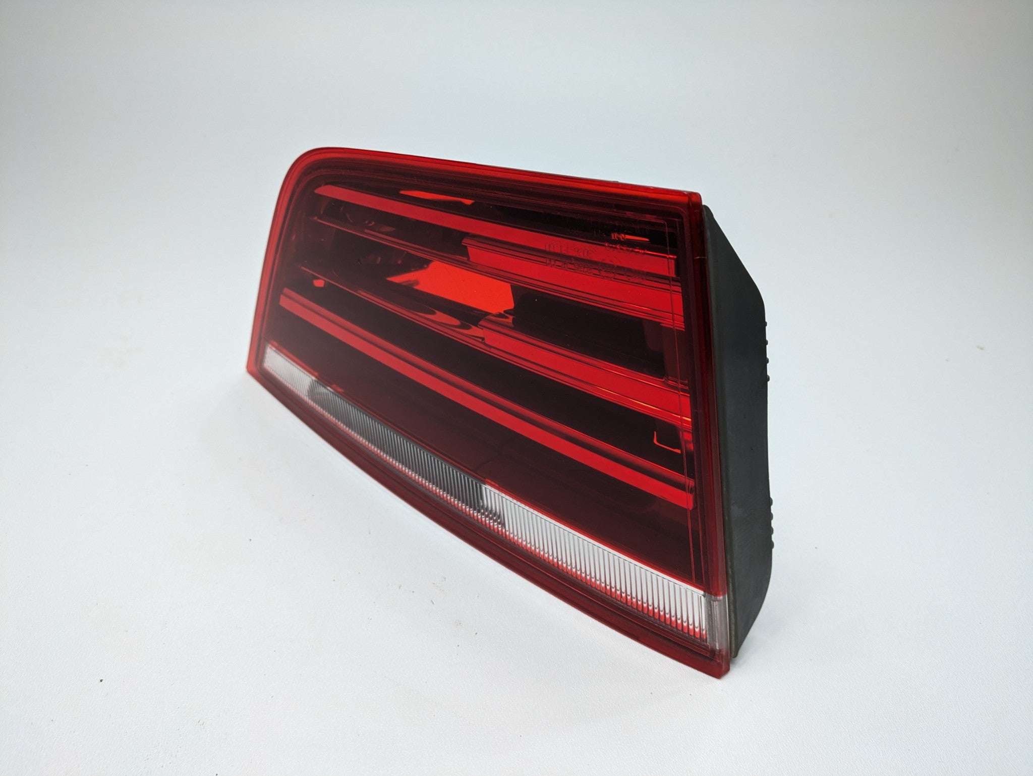 2010 - 2014 OEM BMW X3 LEFT DRIVER SIDE TAIL GATE MOUNTED TAIL LIGHT ASSEMBLY