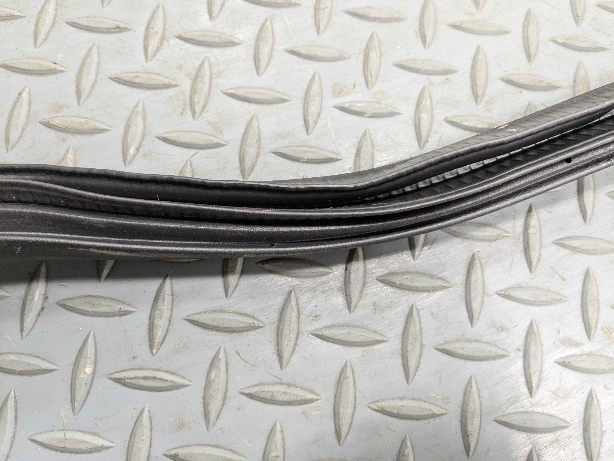 2017 - 2022 OEM AUDI S4 REAR LEFT DRIVER SIDE DOOR SEAL WEATHER STRIPPING RUBBER