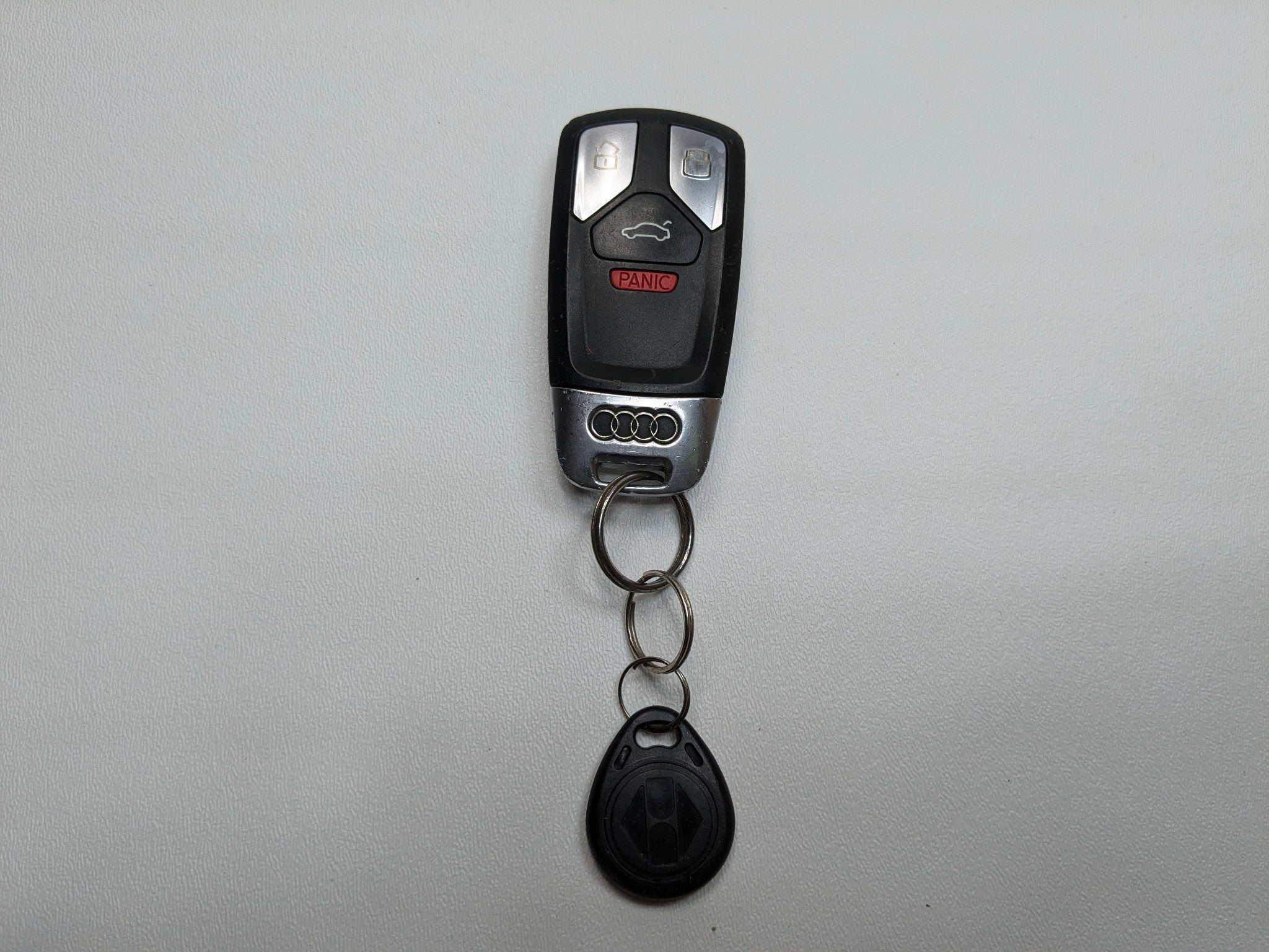 2017 - 2022 OEM AUDI S4 PUSH BUTTON START AND STOP IGNITION SWITCH WITH KEY