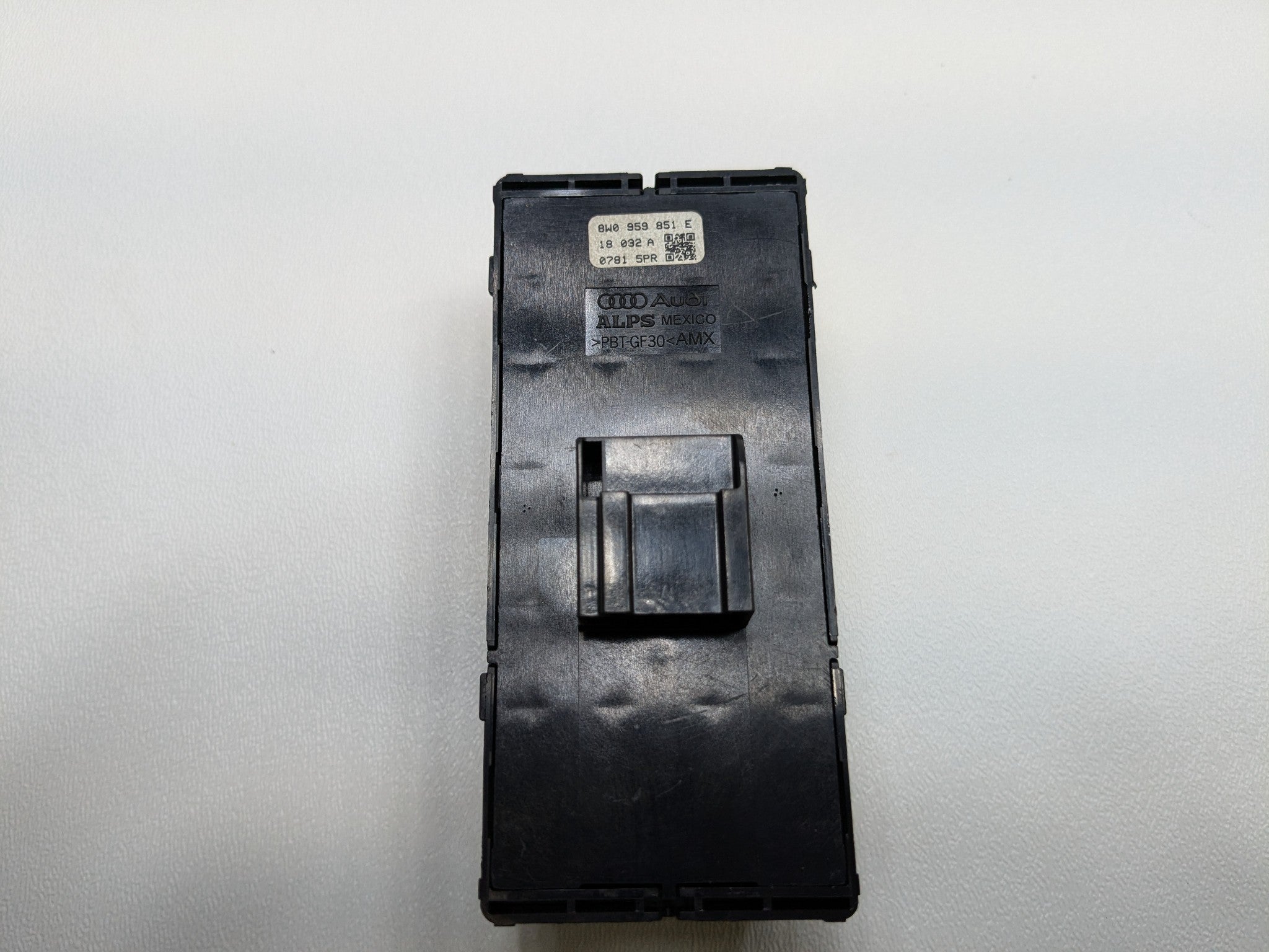 2017 - 2022 OEM AUDI S4 FRONT LEFT SIDE DOOR WINDOW MASTER SWITCH CONTROL BUTTON