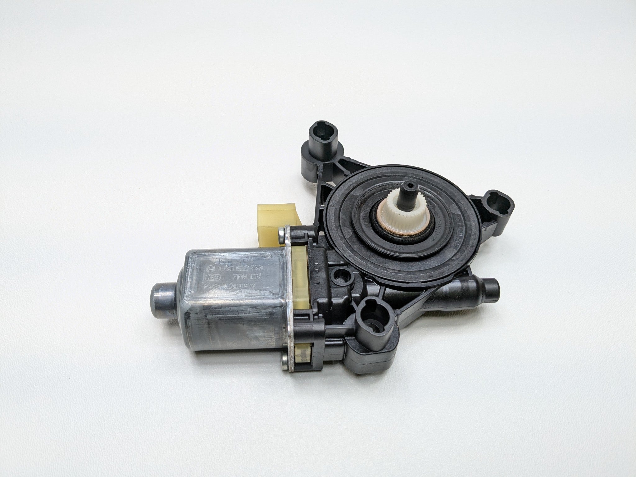2017 - 2022 OEM AUDI S4 REAR LEFT DRIVER SIDE POWER WINDOW MOTOR ASSEMBLY