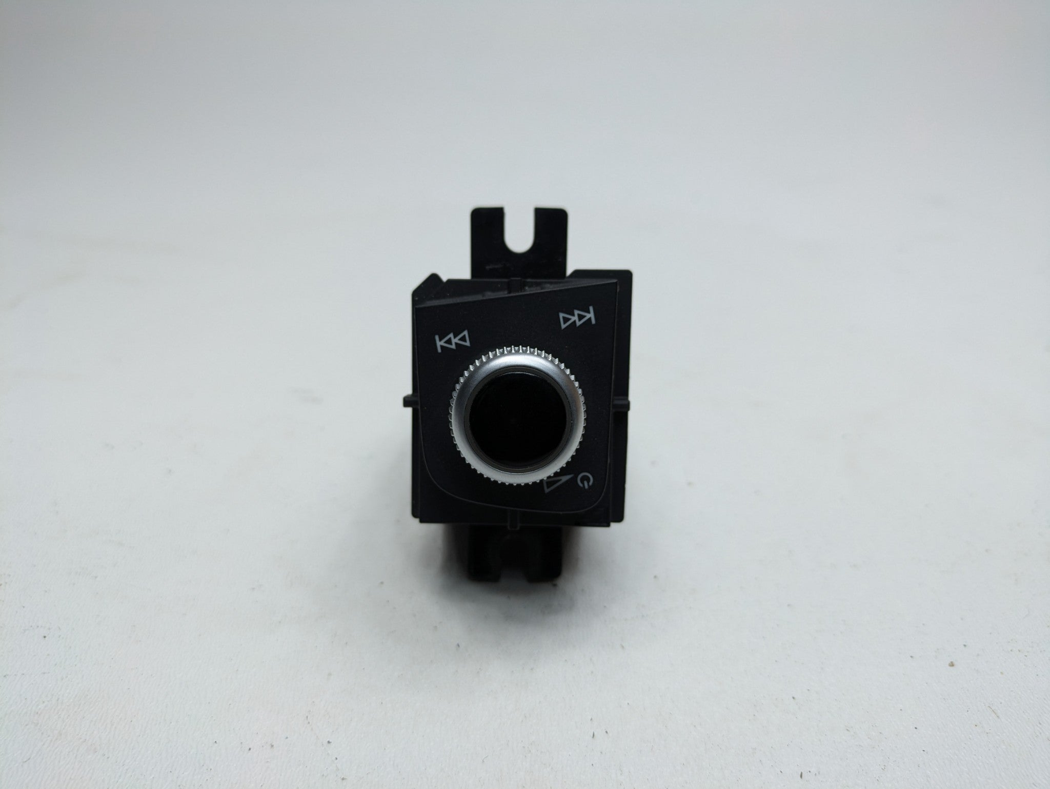 2017 - 2022 OEM AUDI S4 AUDIO VOLUME KNOB CONTROL BUTTON AND SWITCH BLACK