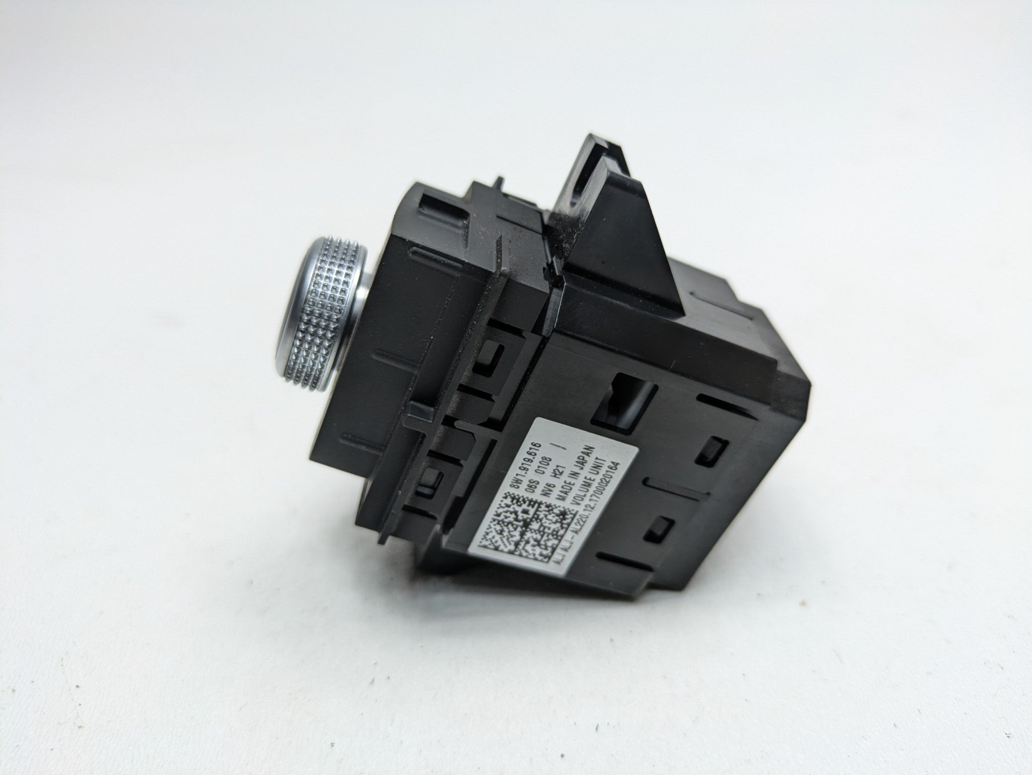 2017 - 2022 OEM AUDI S4 AUDIO VOLUME KNOB CONTROL BUTTON AND SWITCH BLACK