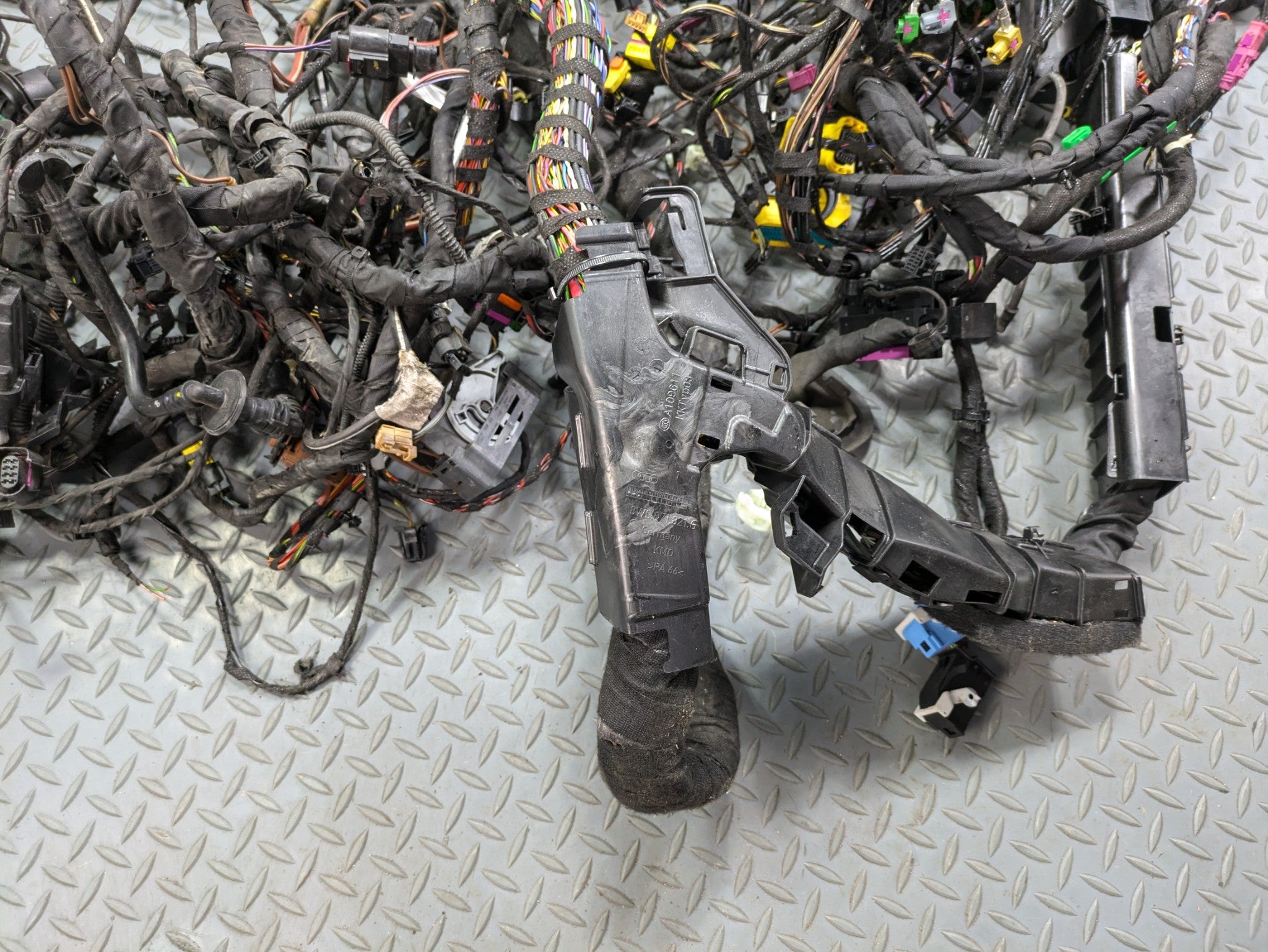 2017 - 2022 OEM AUDI S4 INTERIOR BODY WIRE HARNESS CABLE AND CONNECTOR