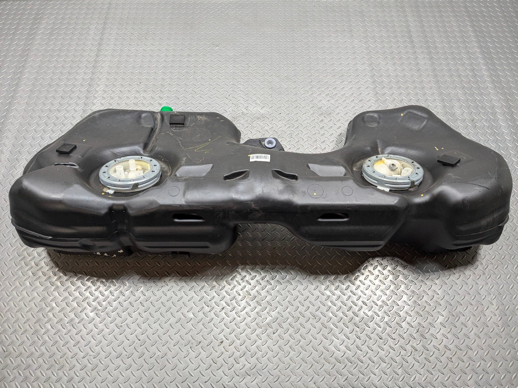 06 - 08 OEM BMW 328I GAS FUEL TANK RESERVOIR ASSEMBLY