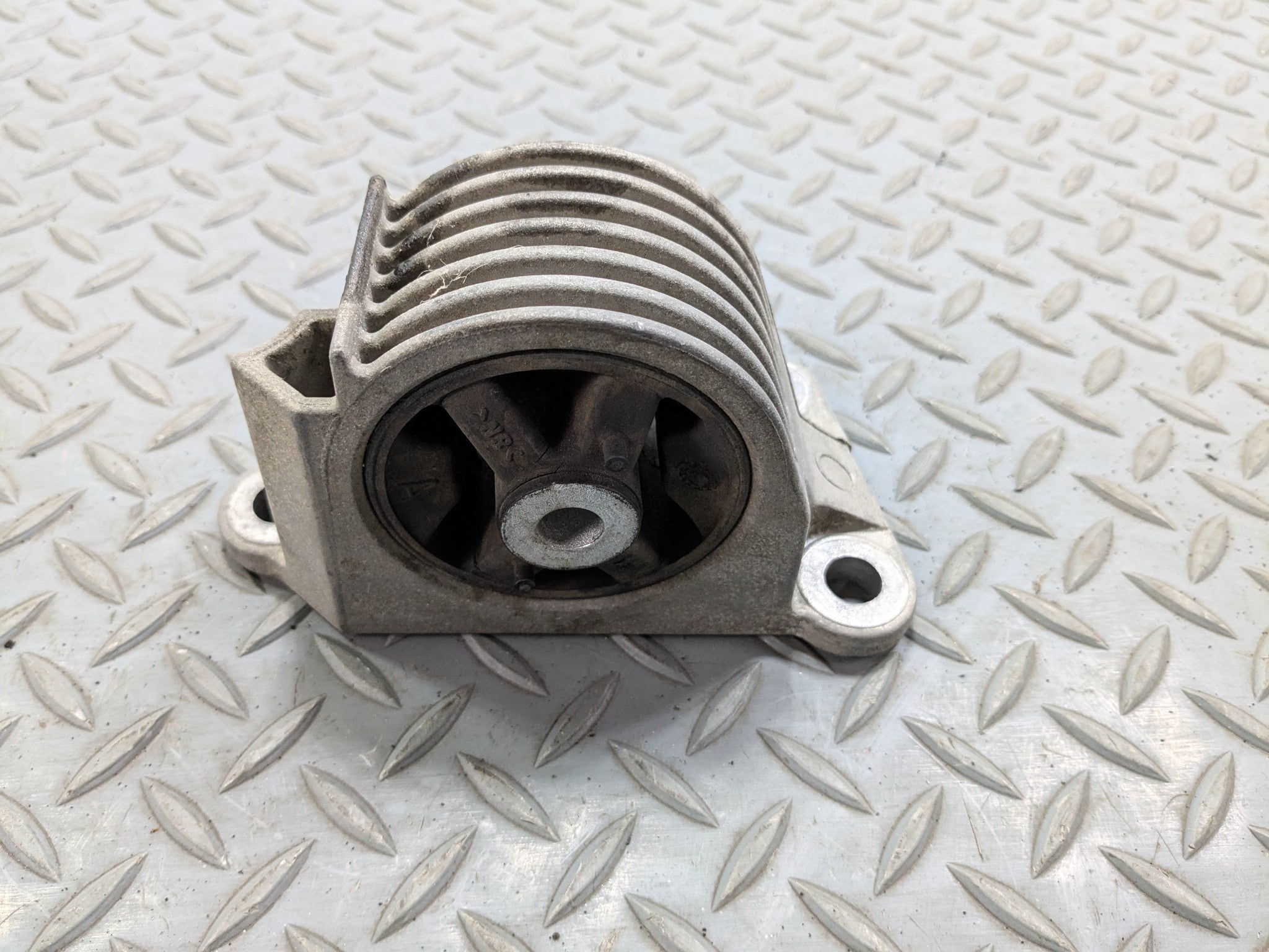 2002 - 2004 OEM MINI COOPER AUTOMATIC TRANSMISSION ENGINE FRAME MOUNT