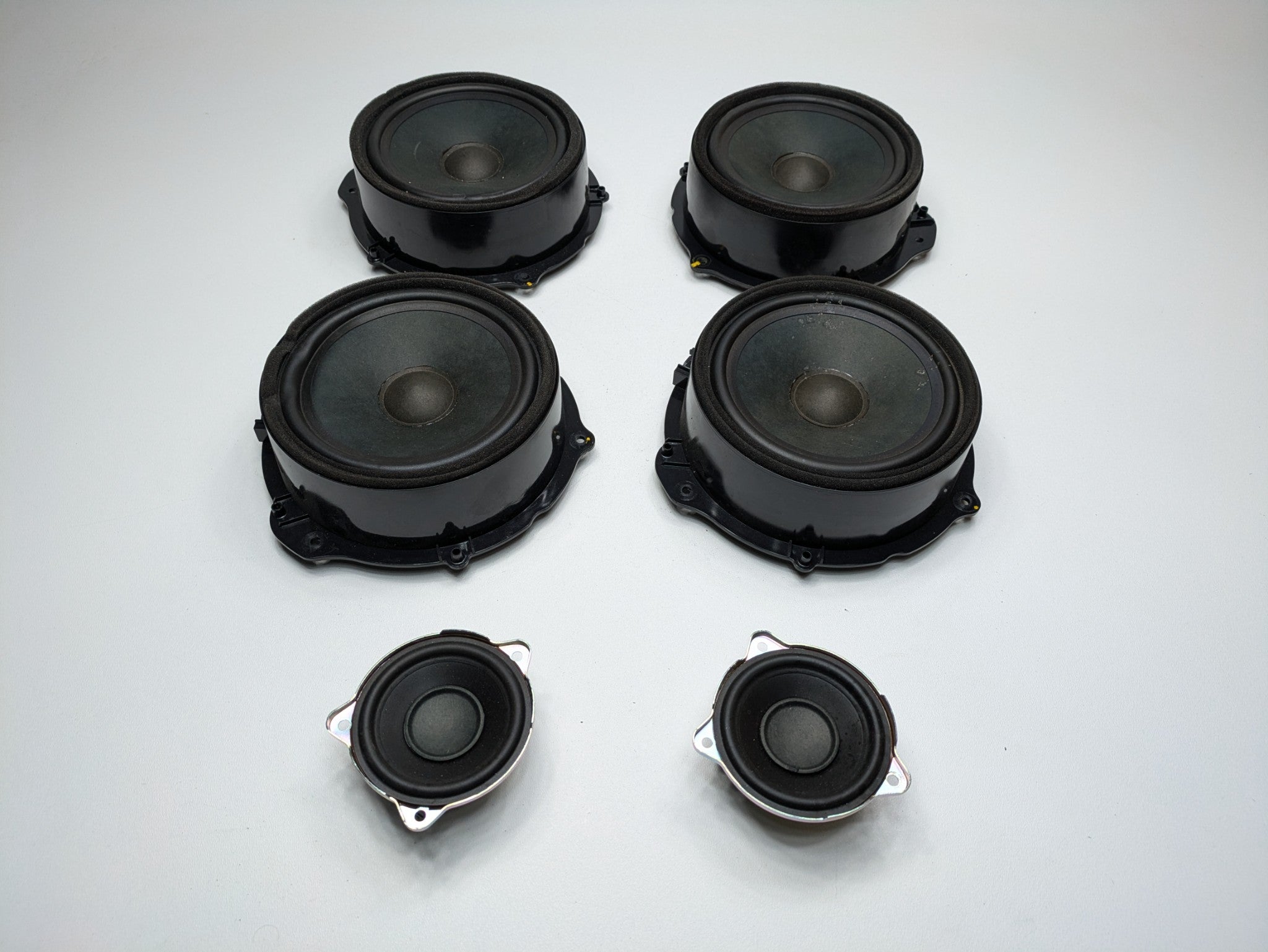16 - 20 OEM JAGUAR XF FRONT AND REAR SIDE DOOR AUDIO SYSTEM SPEAKERS SET OF 6