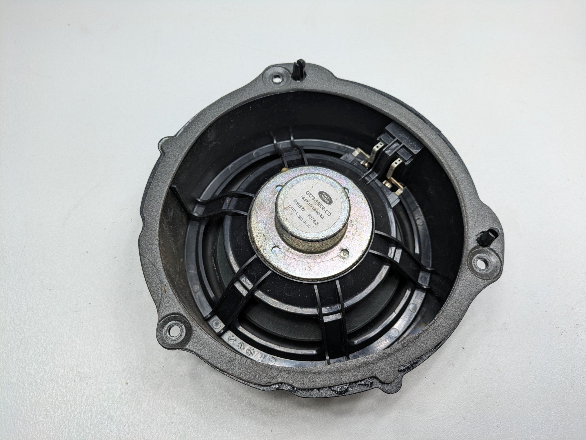 16 - 20 OEM JAGUAR XF FRONT AND REAR SIDE DOOR AUDIO SYSTEM SPEAKERS SET OF 6