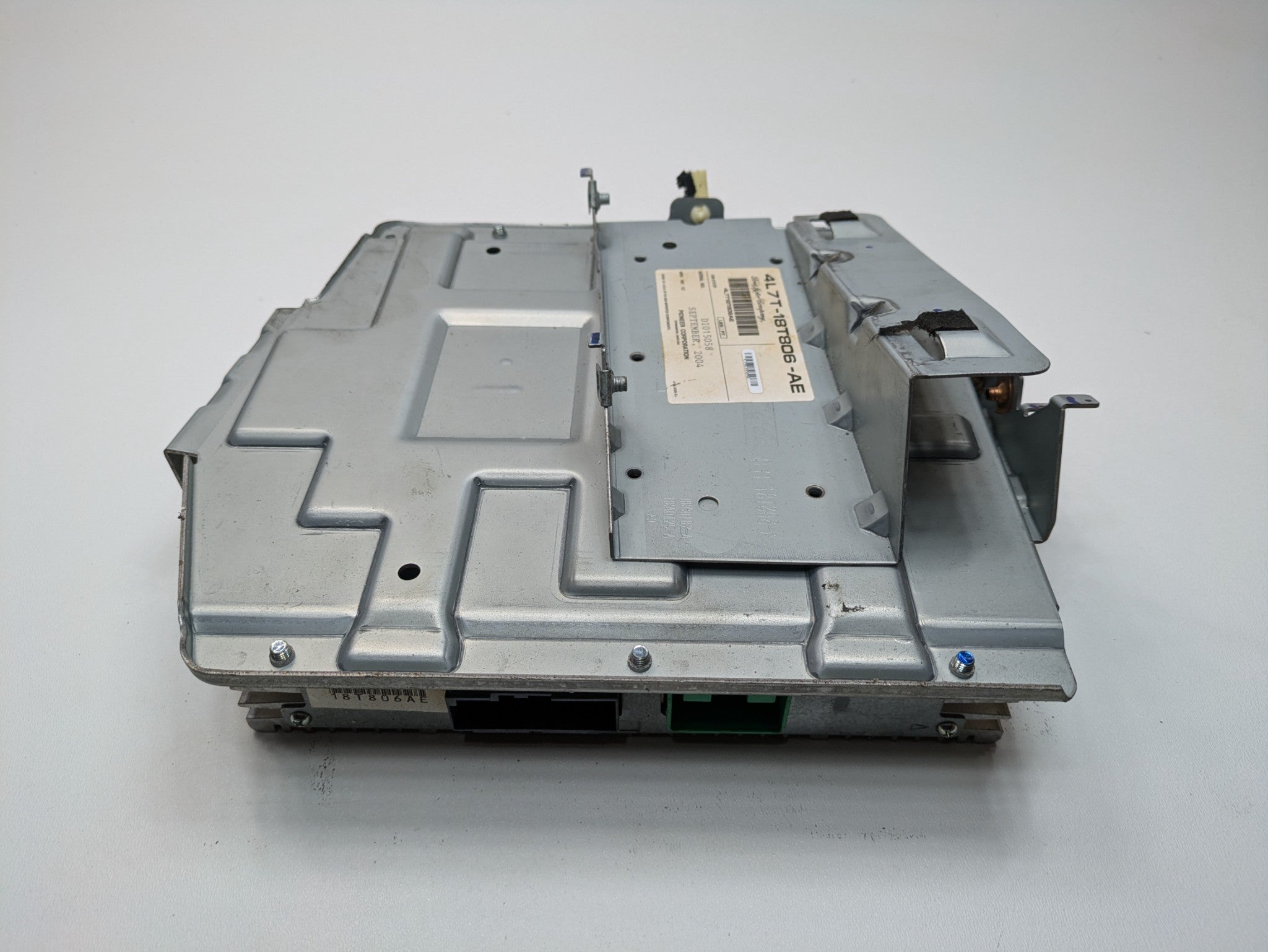 2003 - 2006 OEM LINCOLN NAVIGATOR AUDIO RADIO AMPLIFIER CONTROL UNIT