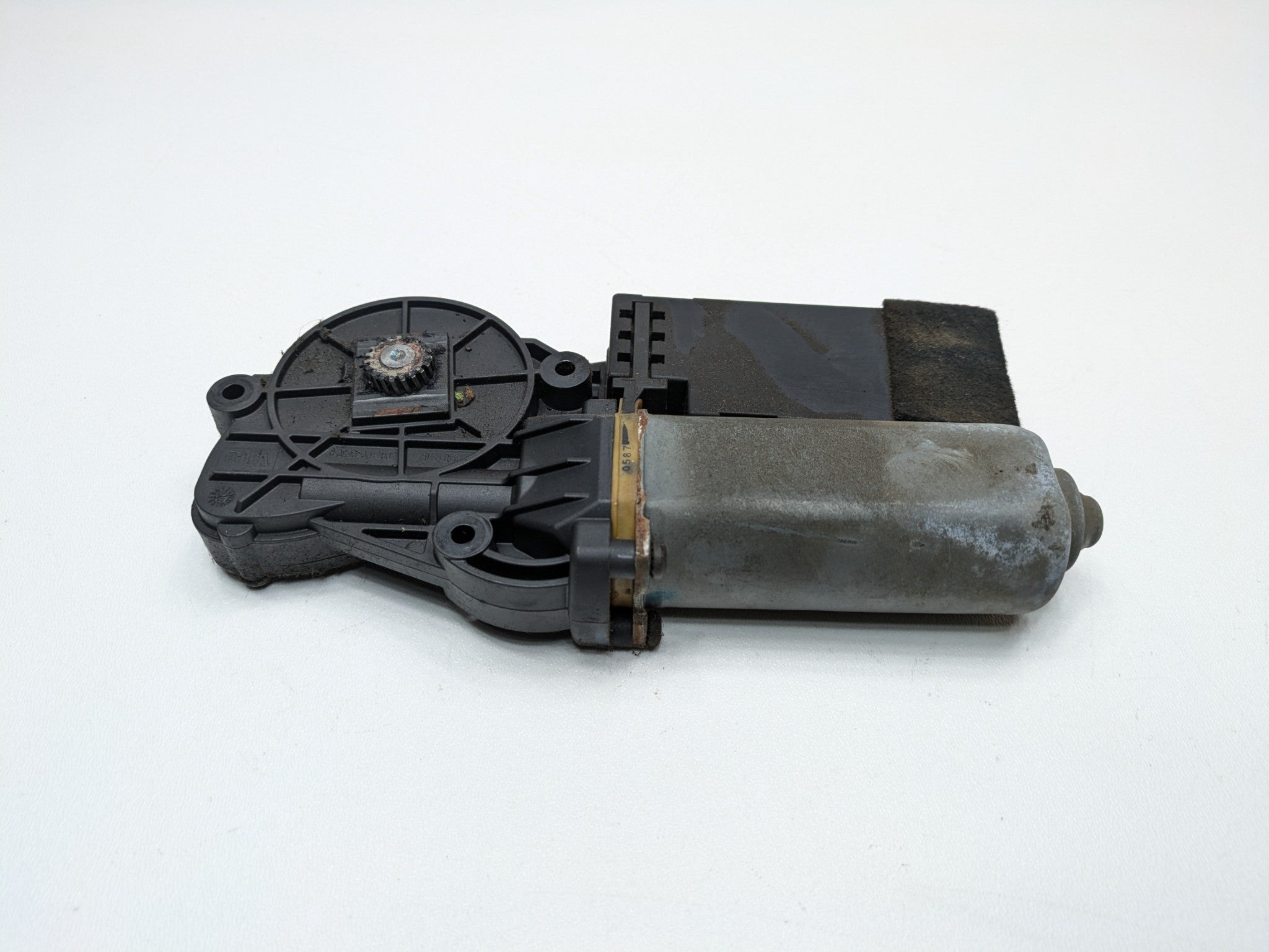05 - 07 OEM JEEP GRAND CHEROKEE FRONT SUN ROOF MOON ROOF ADJUSTABLE GEAR MOTOR