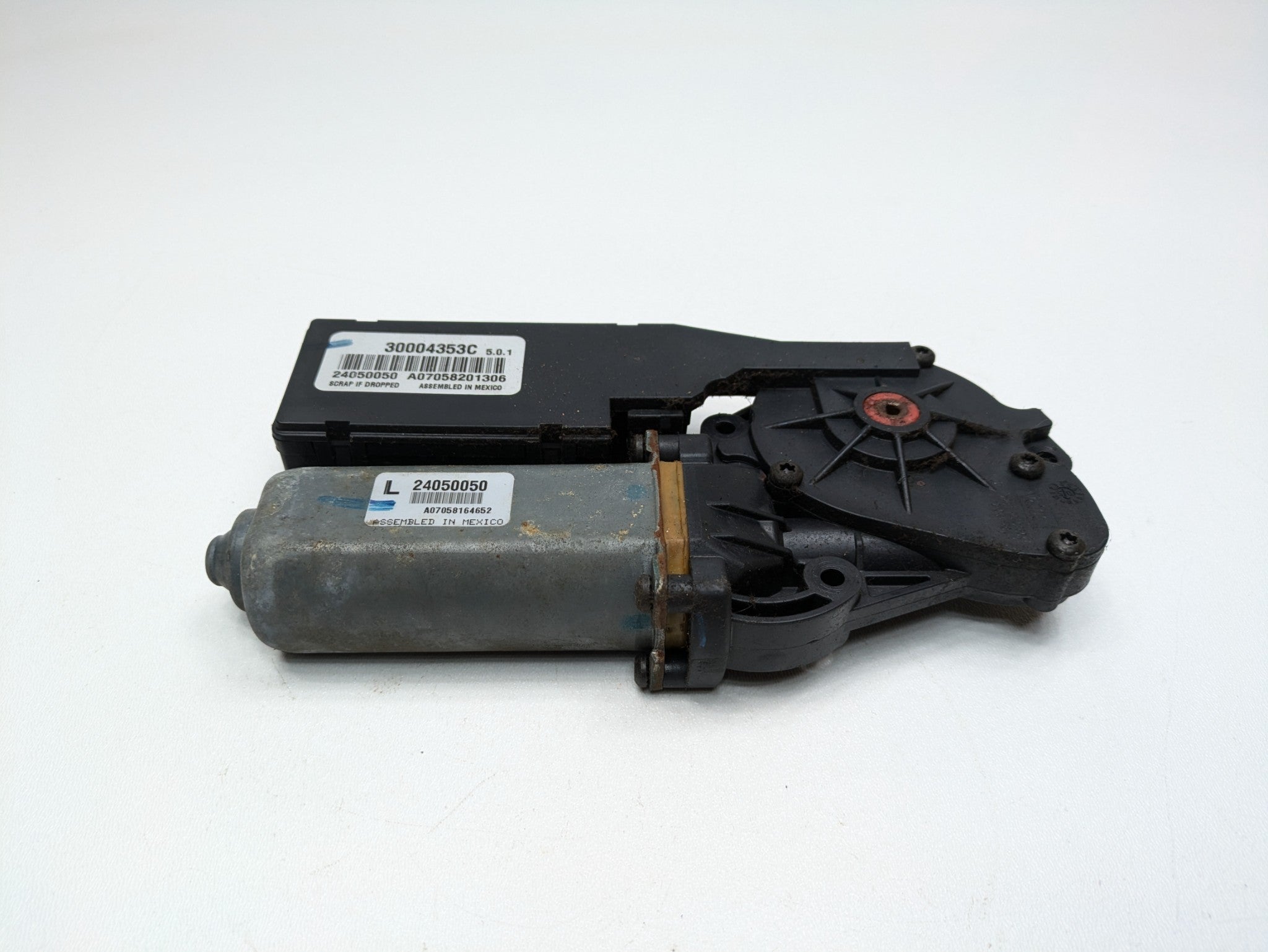 05 - 07 OEM JEEP GRAND CHEROKEE FRONT SUN ROOF MOON ROOF ADJUSTABLE GEAR MOTOR