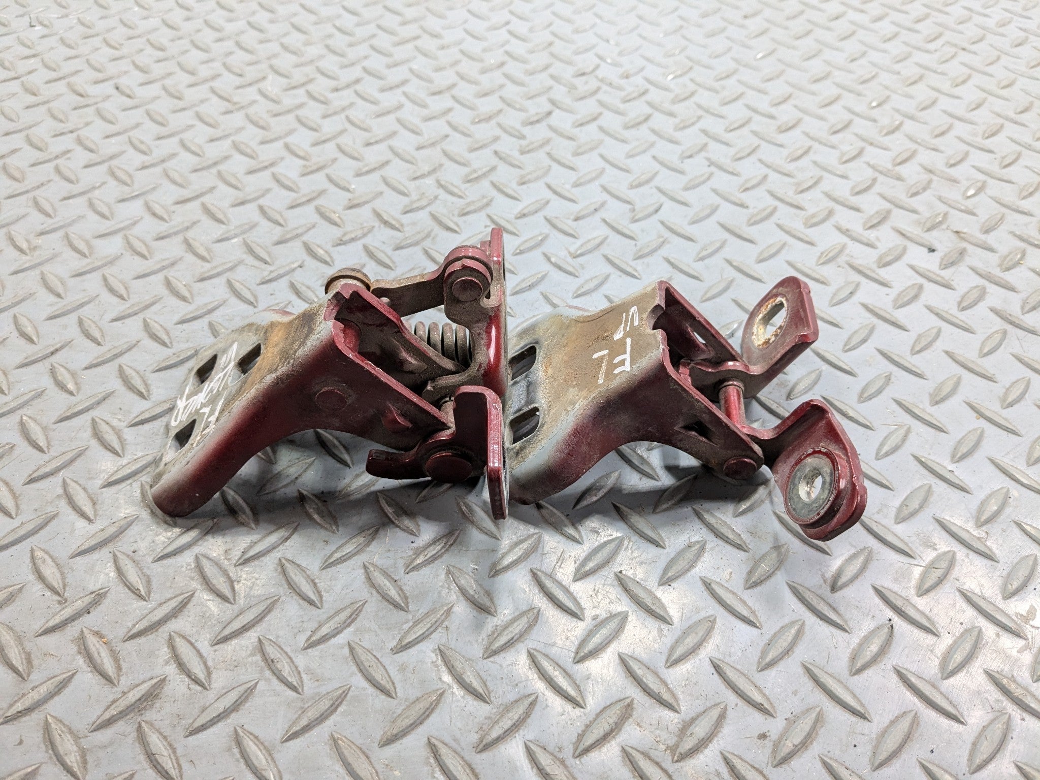 05 - 07 OEM JEEP GRAND CHEROKEE FRONT LEFT DRIVER SIDE UPPER LOWER DOOR HINGE