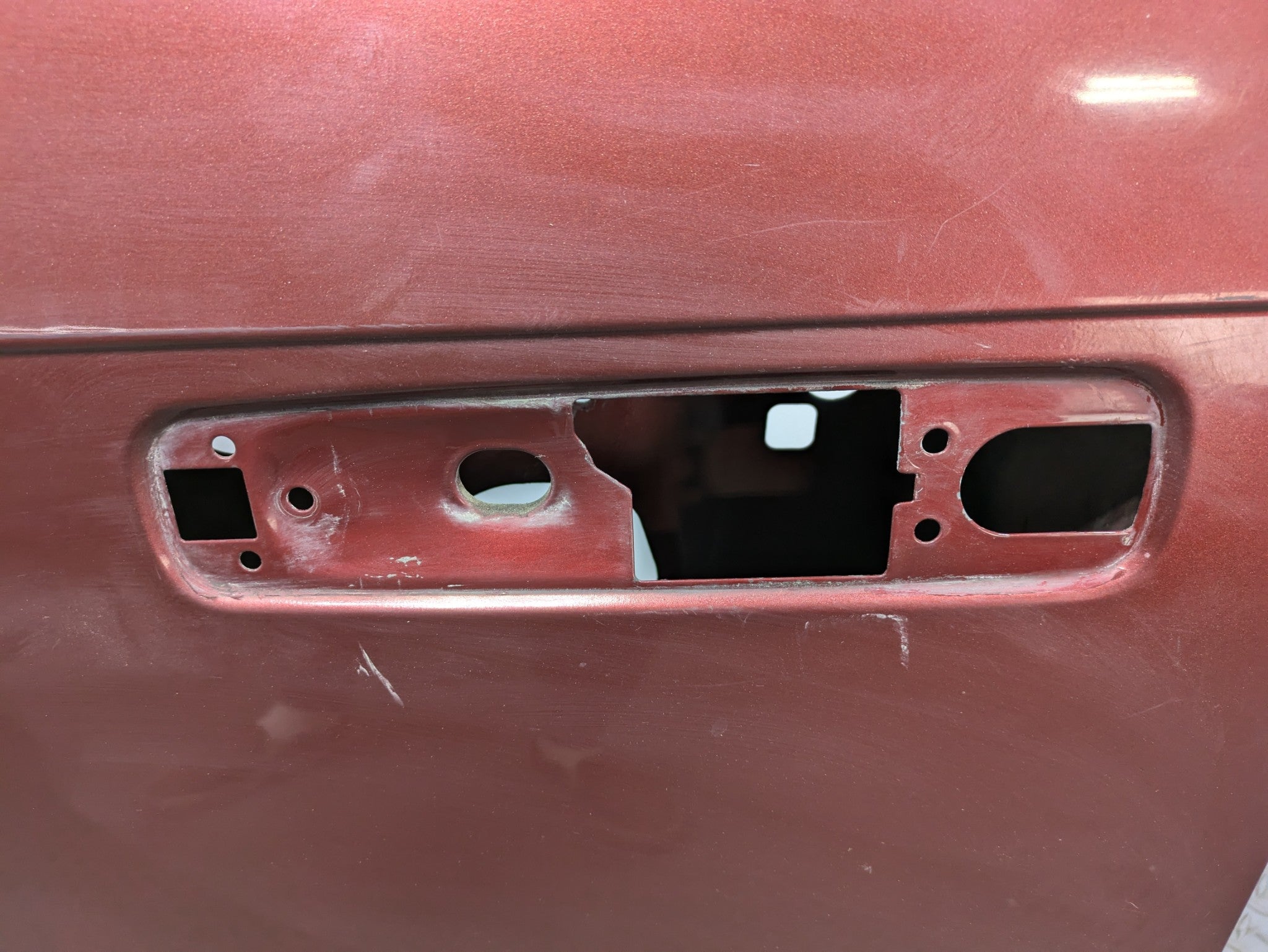 05 - 07 OEM JEEP GRAND CHEROKEE FRONT LEFT SIDE DOOR SHELL PANEL CALIENTE RED