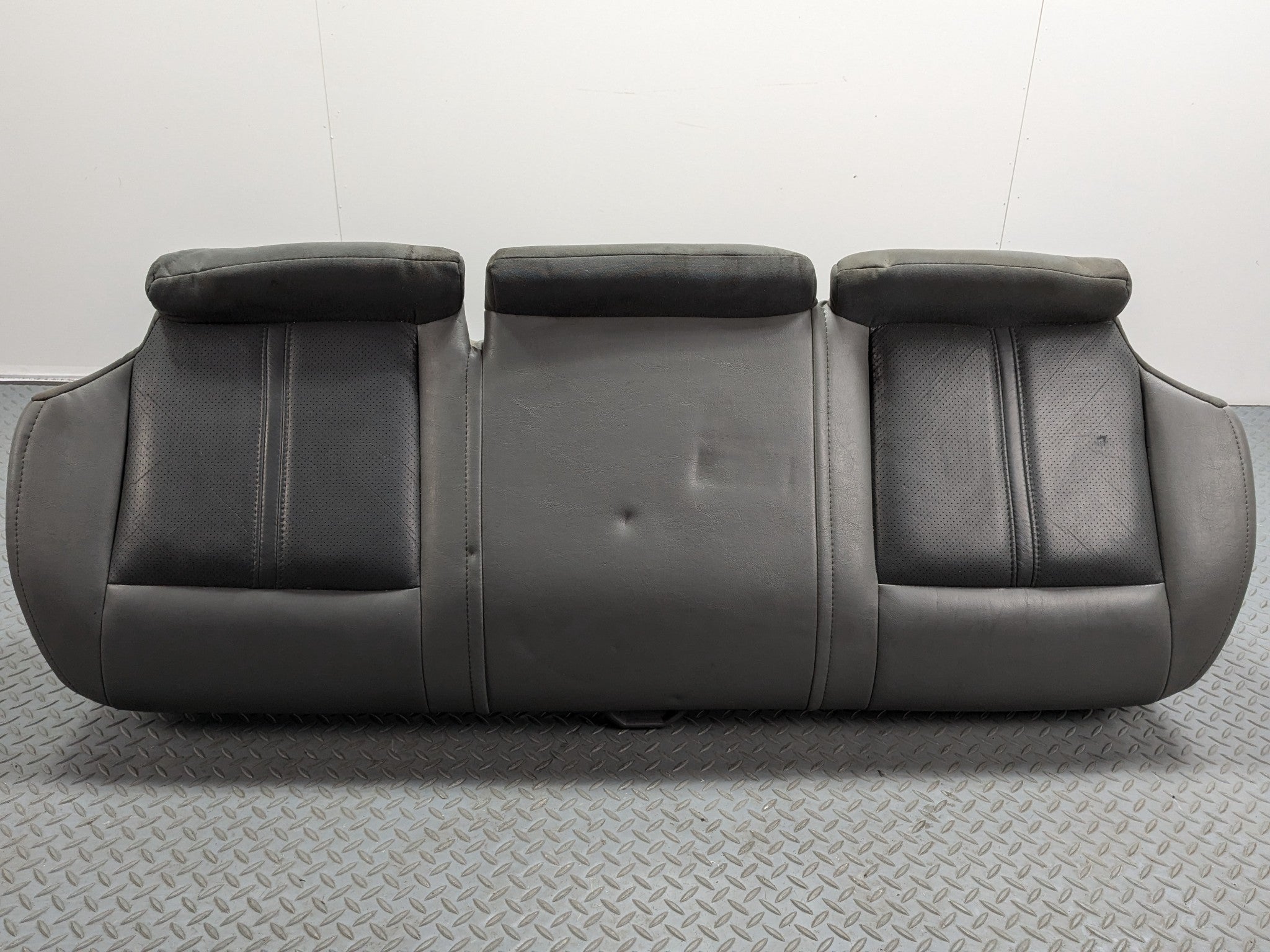 05 - 07 OEM JEEP GRAND CHEROKEE REAR LOWER SEAT CUSHION LEATHER BATTLESHIP GRAY