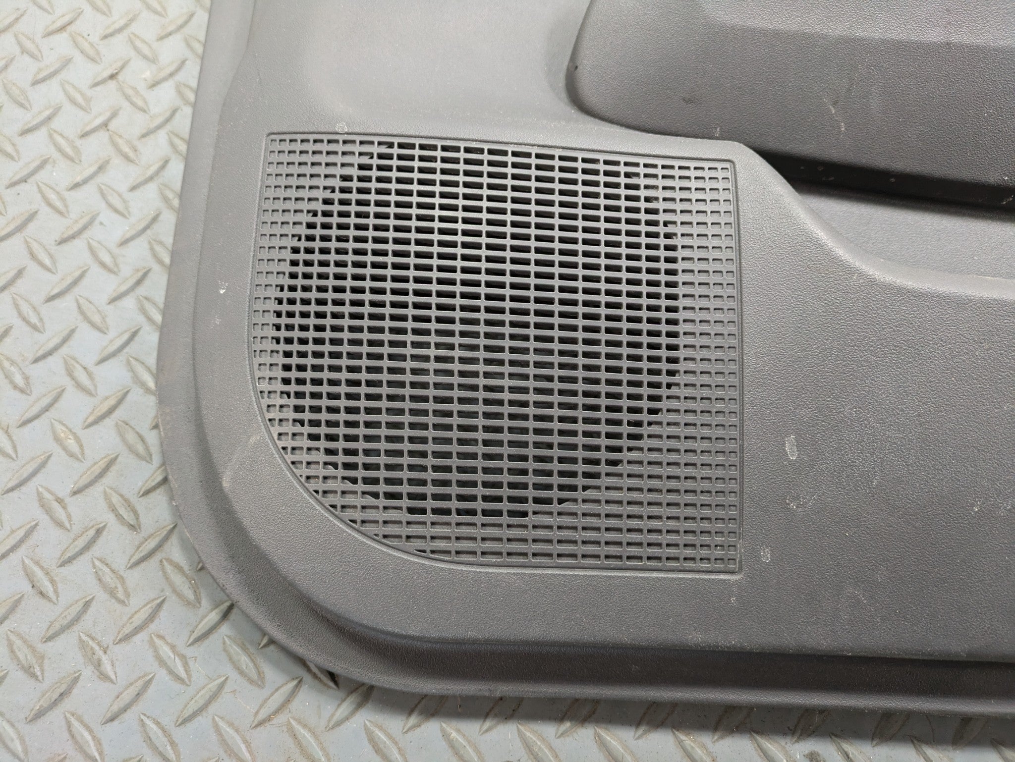 06 - 09 OEM TOYOTA PRIUS FRONT RIGHT PASSENGER SIDE DOOR TRIM PANEL SMOKEY GREY