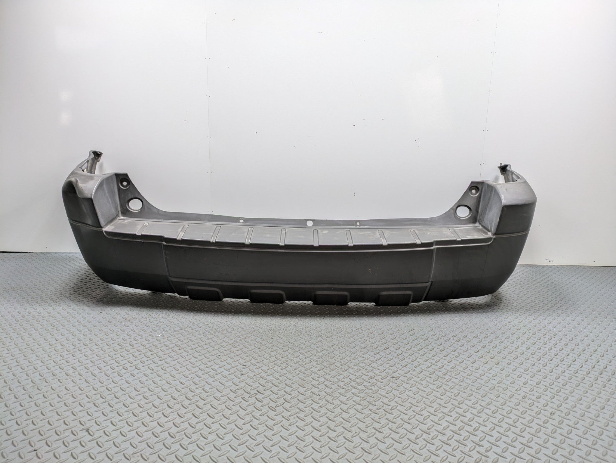 2005 - 2007 OEM FORD ESCAPE REAR LOWER BUMPER COVER PANEL ASSEMBLY
