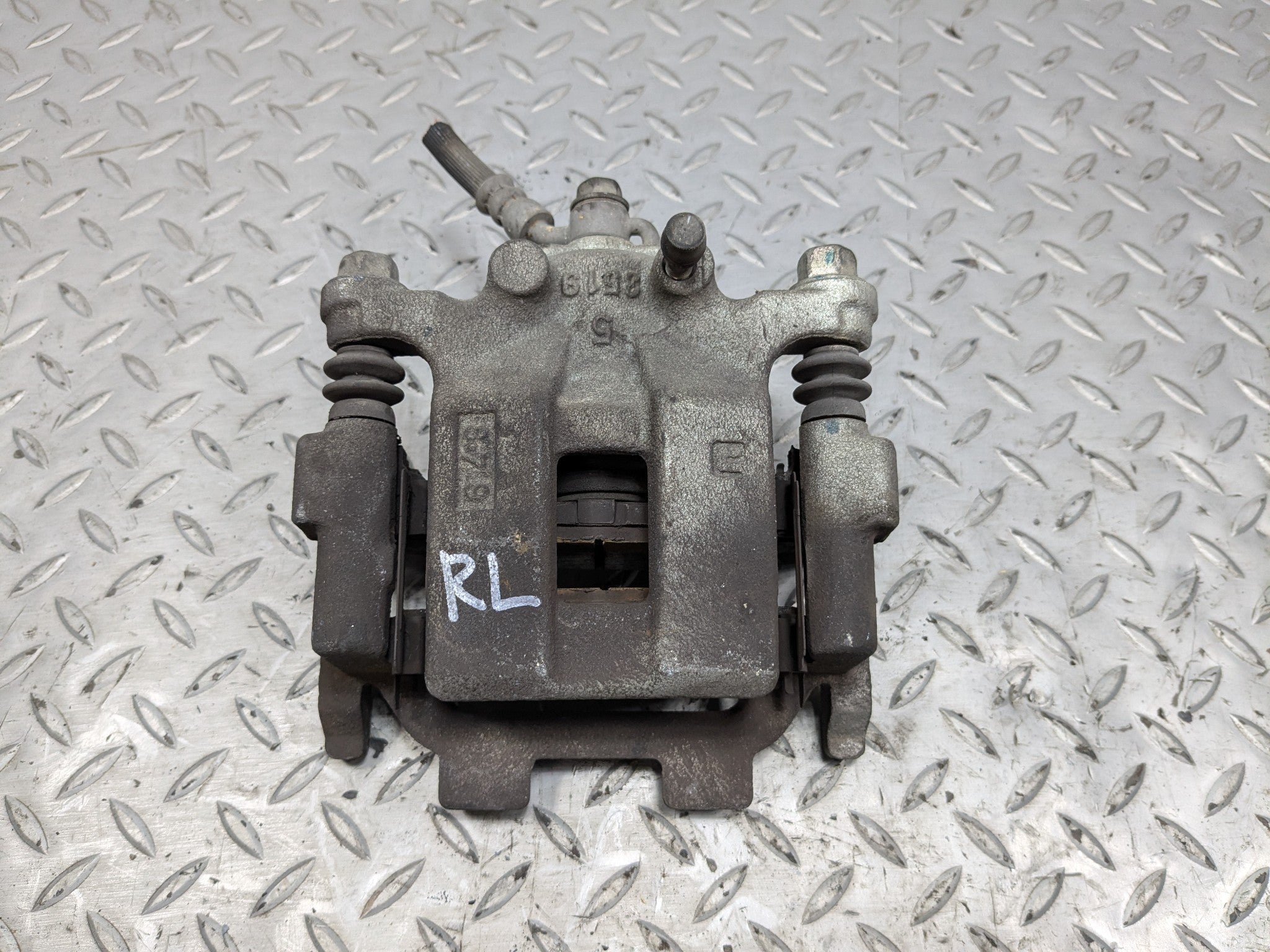 2009 - 2011 OEM NISSAN MAXIMA REAR LEFT DRIVER SIDE BRAKE CALIPER ASSEMBLY