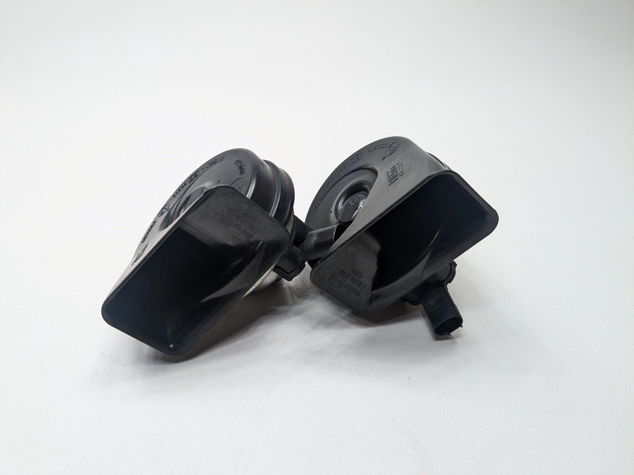 2010 - 2013 OEM MINI COOPER FRONT LEFT AND RIGHT HIGH LOW TONE PITCH HORN SET