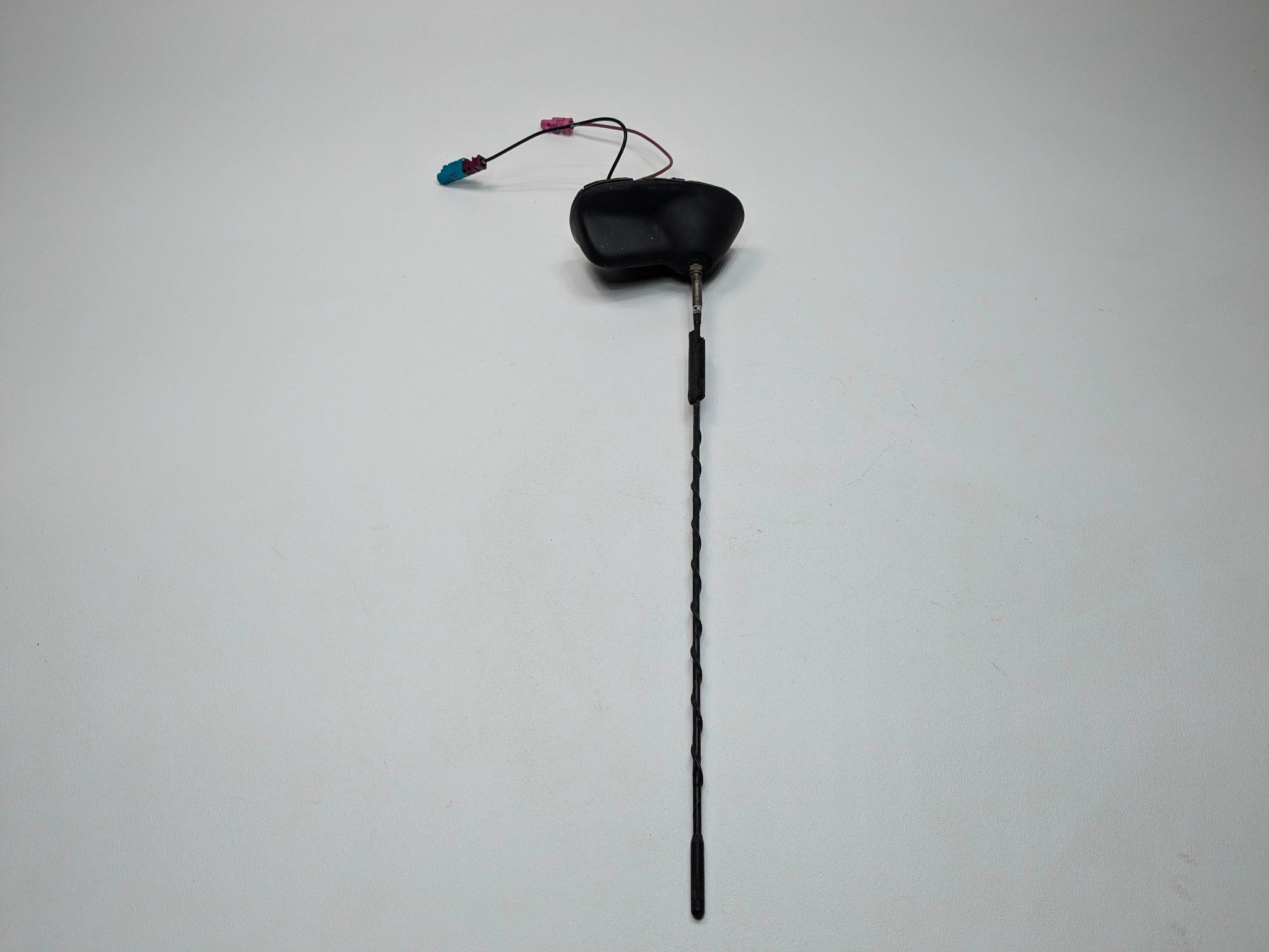 2010 - 2013 OEM MINI COOPER SHARK FIN RADIO ROOF ANTENNA ASSEMBLY BLACK