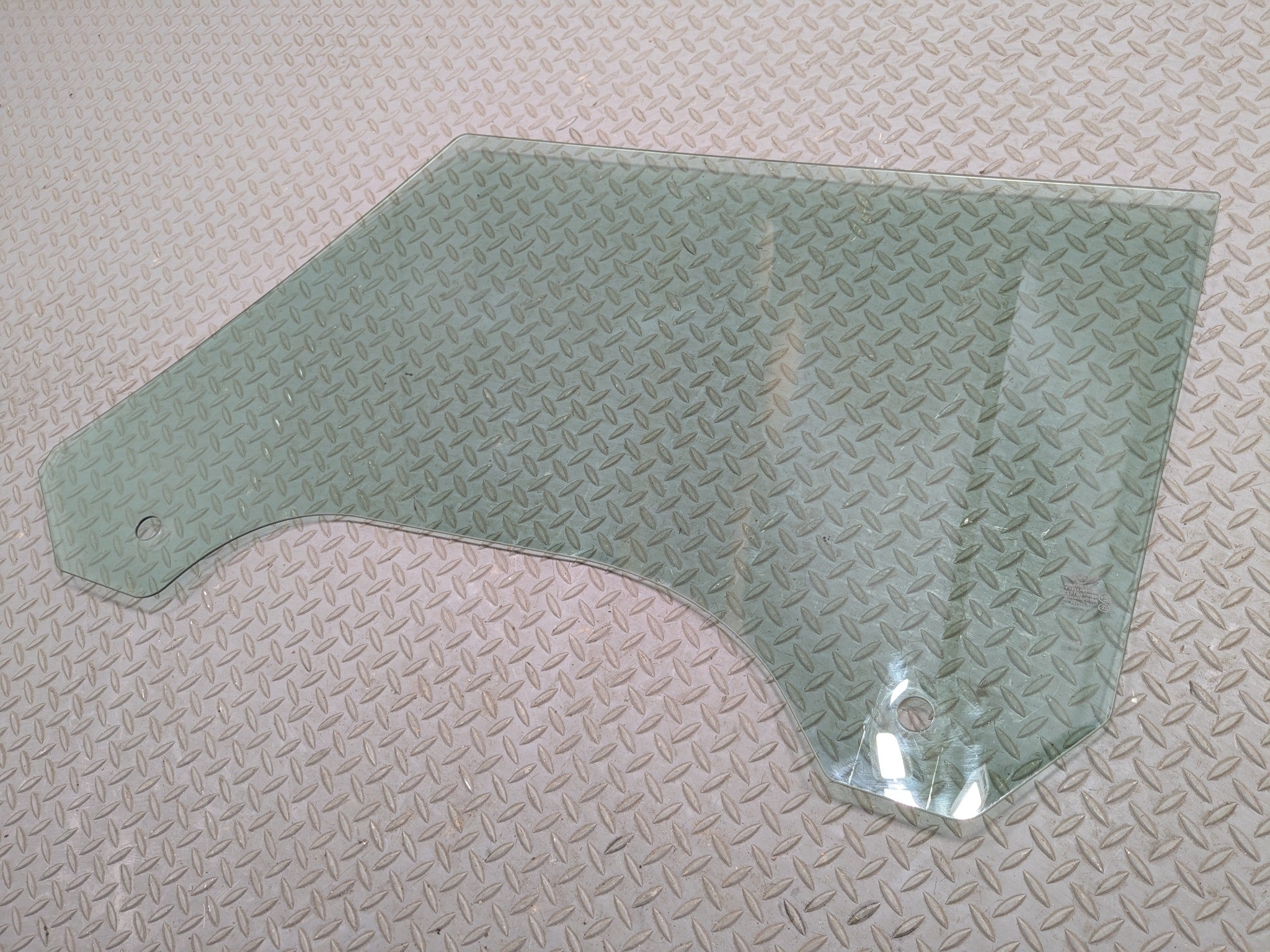 2010 - 2013 OEM MINI COOPER FRONT RIGHT PASSENGER SIDE DOOR WINDOW GLASS