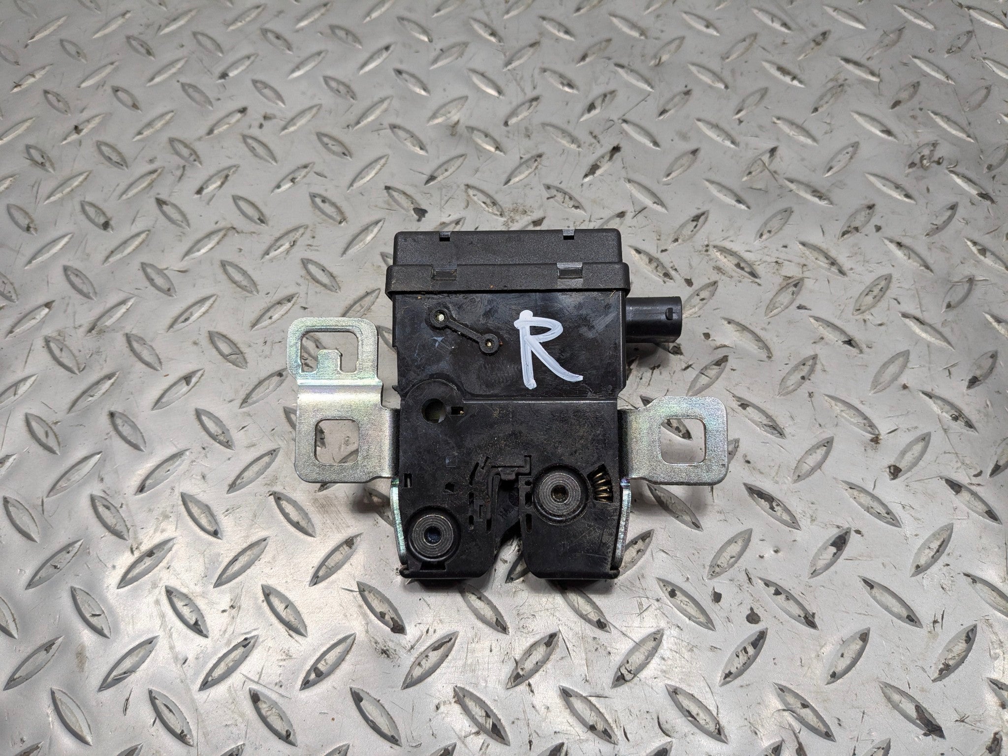 2010 - 2013 OEM MINI COOPER REAR TRUNK HATCH LID LATCH LOCK RELEASE ACTUATOR