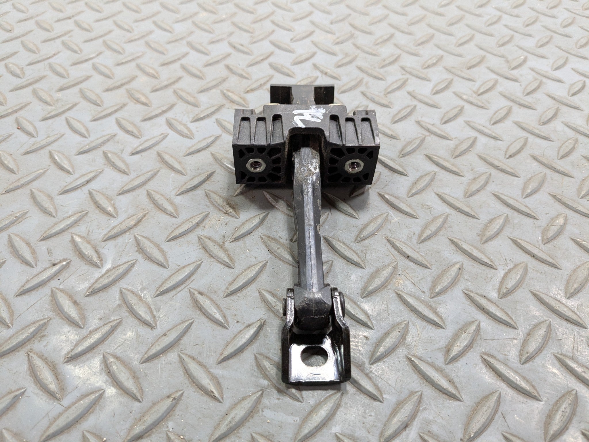 2010 - 2013 OEM MINI COOPER FRONT LEFT DRIVER SIDE CHECK STRAP DOOR STOPPER