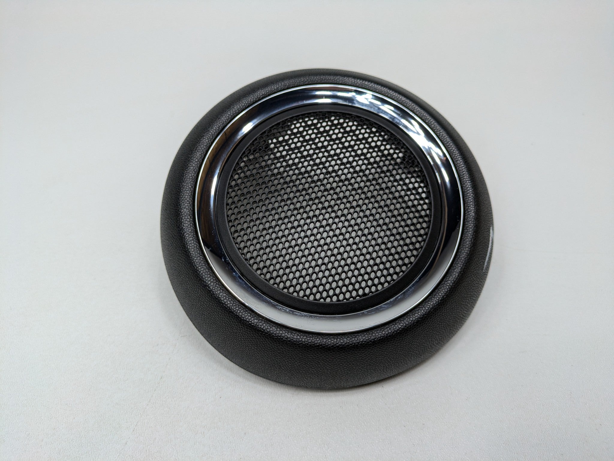 2010 - 2013 OEM MINI COOPER FRONT LEFT DOOR UPPER SPEAKER GRILLE ASSEMBLY