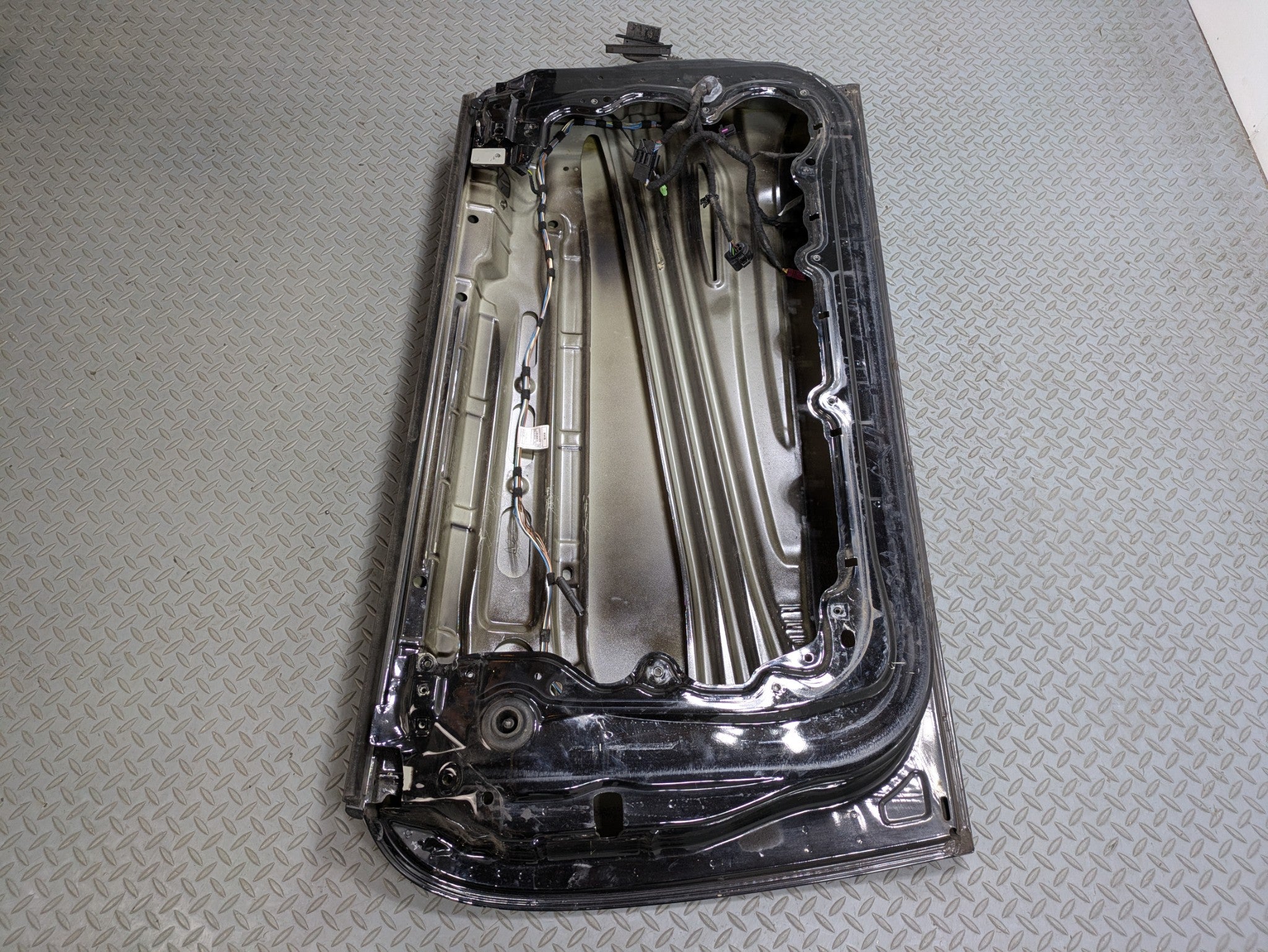 2010 - 2013 OEM MINI COOPER FRONT LEFT SIDE DOOR SHELL PANEL MIDNIGHT BLACK