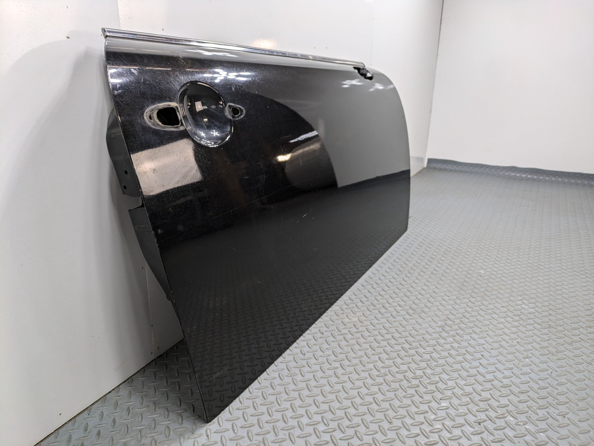 2010 - 2013 OEM MINI COOPER FRONT RIGHT SIDE DOOR SHELL PANEL MIDNIGHT BLACK