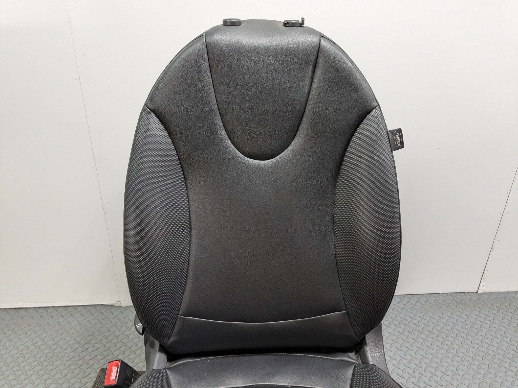 2010 - 2013 OEM MINI COOPER FRONT LEFT DRIVER SIDE SEAT ASSEMBLY BLACK