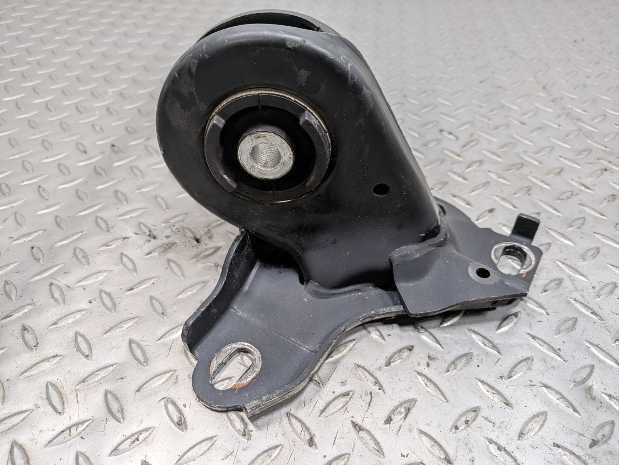 2010 - 2013 OEM MINI COOPER REAR LEFT SIDE LOWER TRAILING ARM BRACKET BUSHING