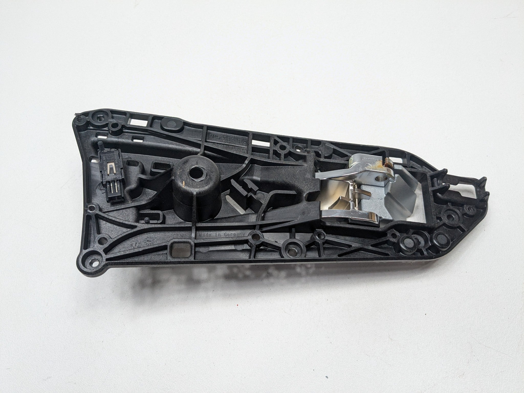 11 - 14 OEM PORSCHE CAYENNE REAR LEFT DRIVER SIDE INTERIOR DOOR RELEASE HANDLE