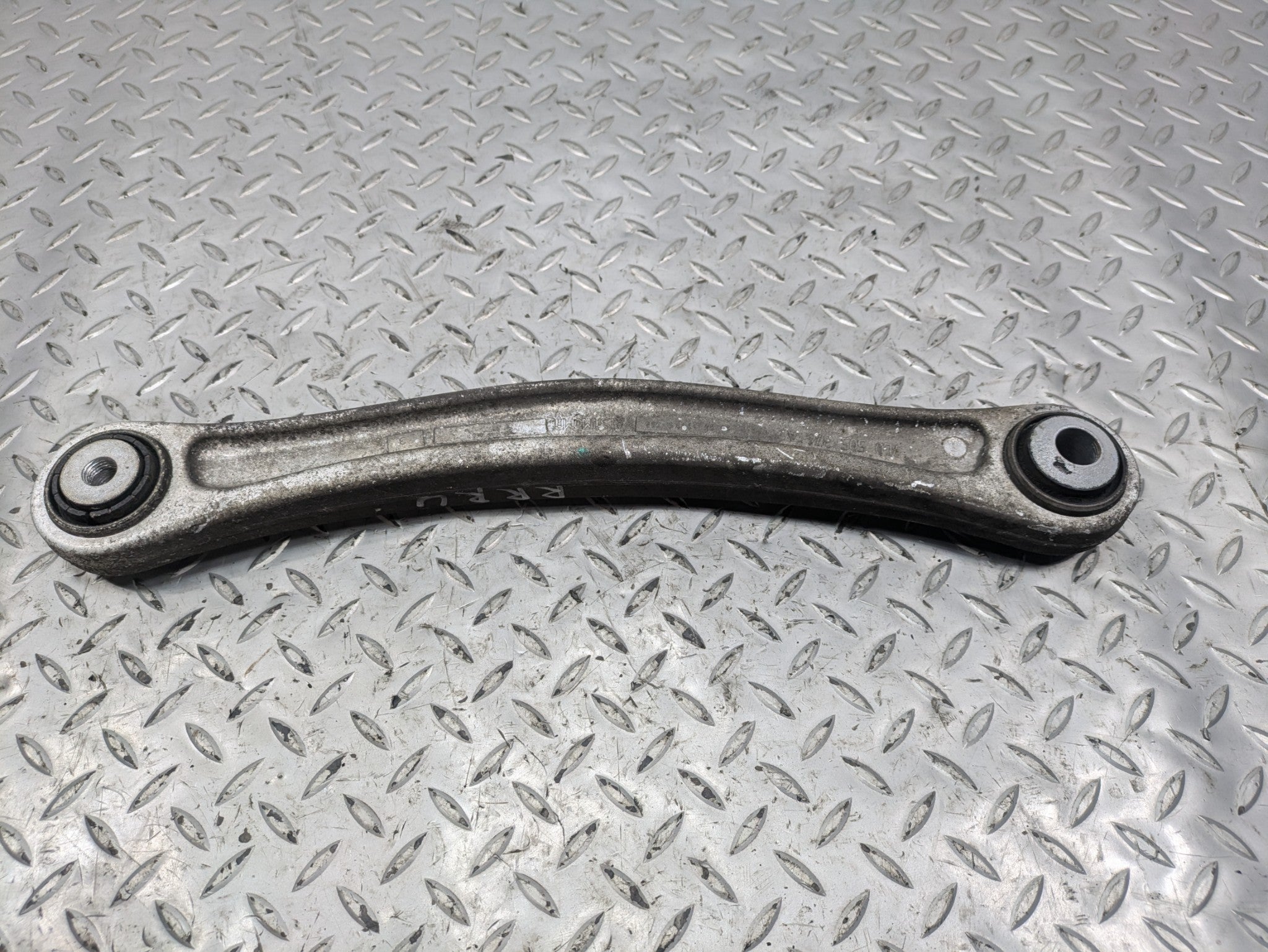 11 - 14 OEM PORSCHE CAYENNE REAR RIGHT PASSENGER SIDE UPPER REARWARD CONTROL ARM