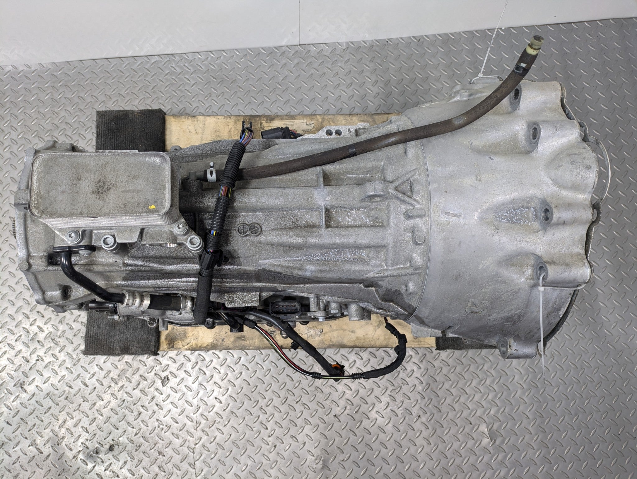 11 - 14 OEM PORSCHE CAYENNE 4.8L WITHOUT TURBO AUTOMATIC TRANSMISSION ASSEMBLY