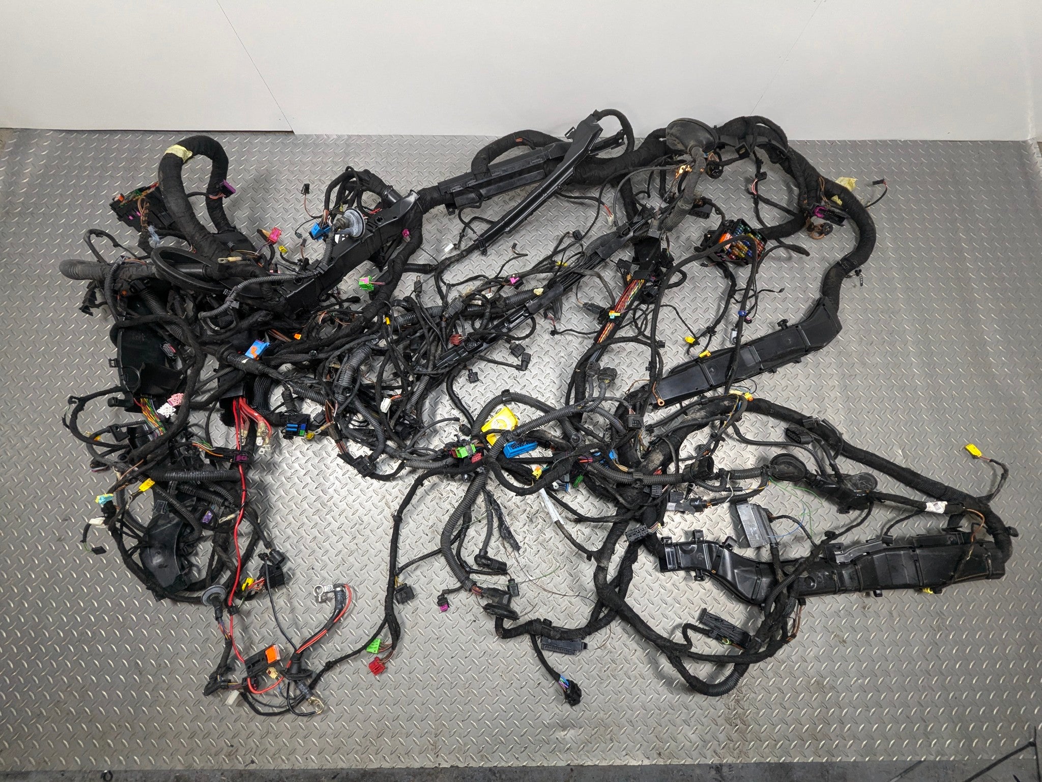 2011 - 2014 OEM PORSCHE CAYENNE INTERIOR BODY WIRE HARNESS CABLE AND CONNECTOR