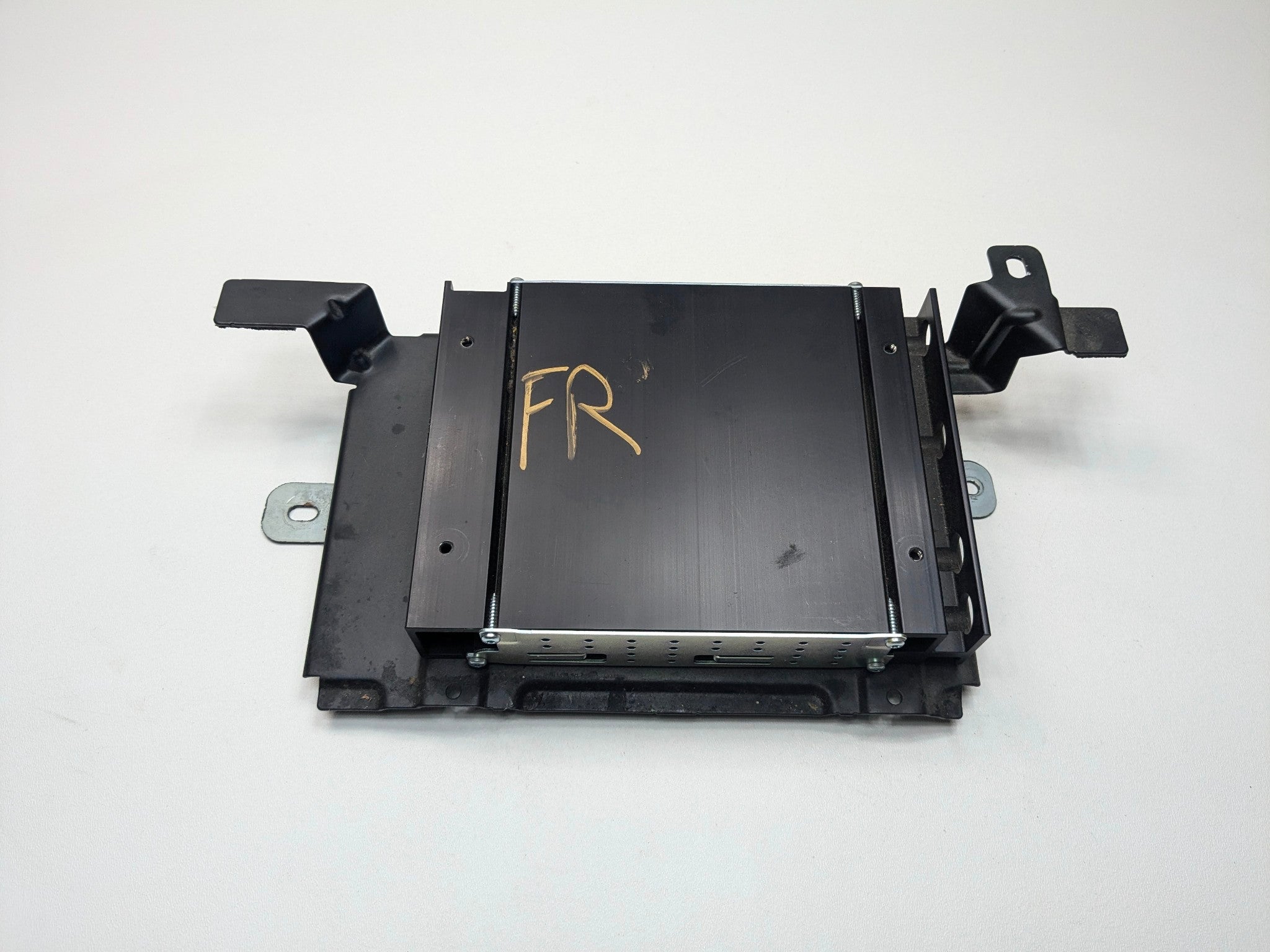 2010 - 2014 OEM SUBARU OUTBACK HARMAN KARDON AUDIO AMPLIFIER MODULE UNIT
