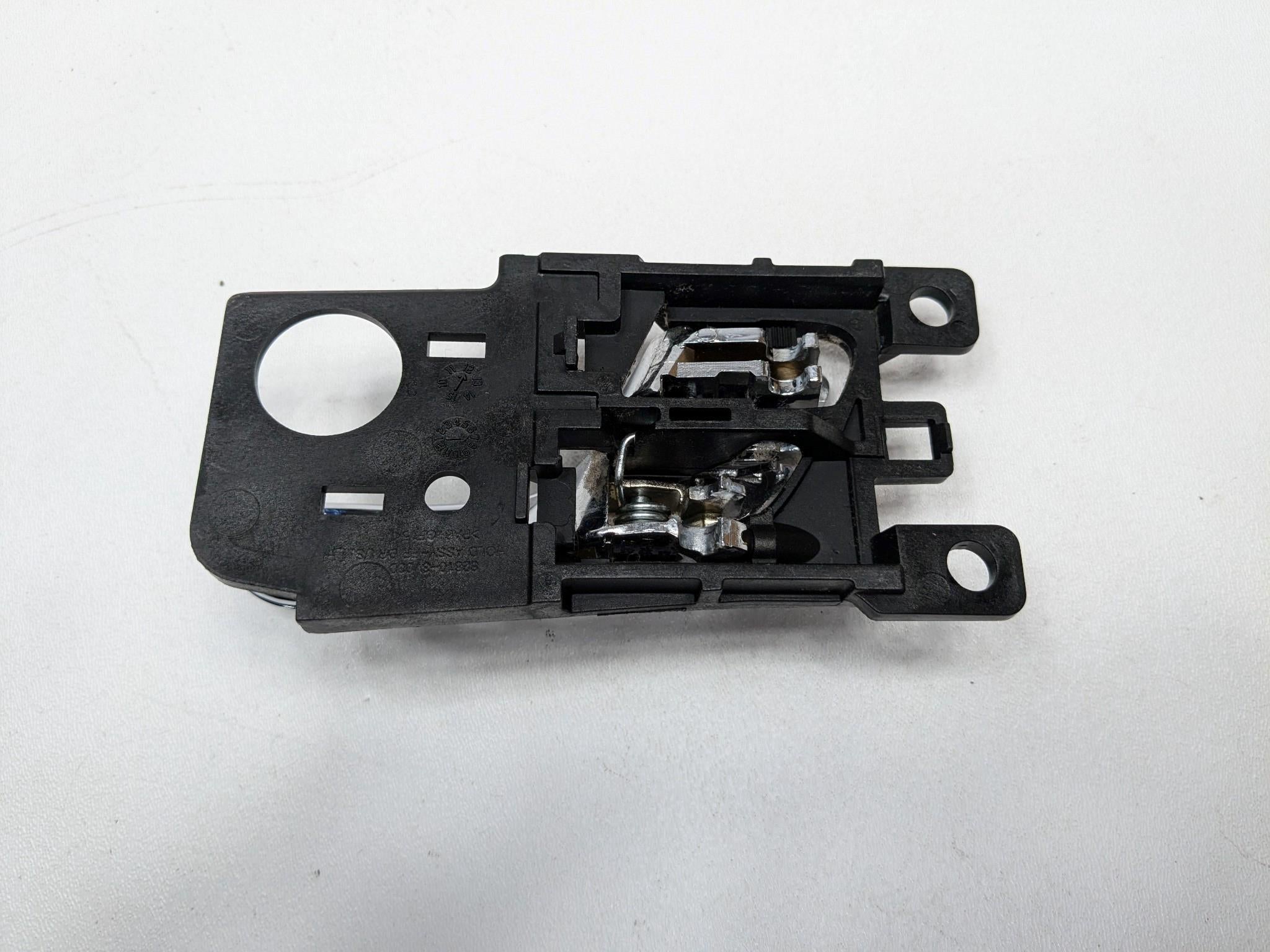 12 - 14 HYUNDAI AZERA OEM INTERIOR DOOR RELEASE HANDLE FRONT LEFT DRIVER SIDE